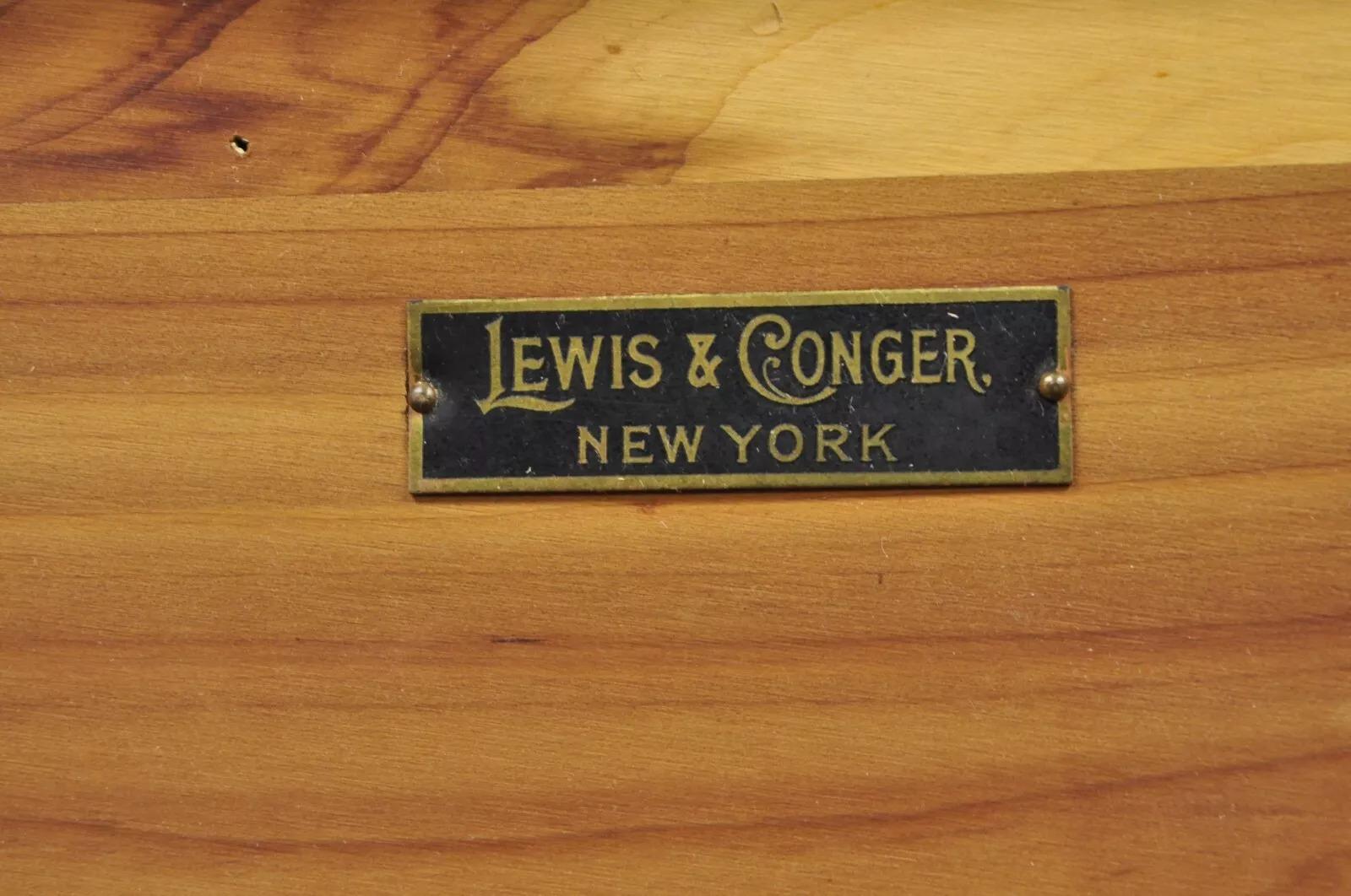Vintage Lewis & Conger Pine Wood Cedar Lined Blanket Chest Of Drawers Dresser For Sale 4