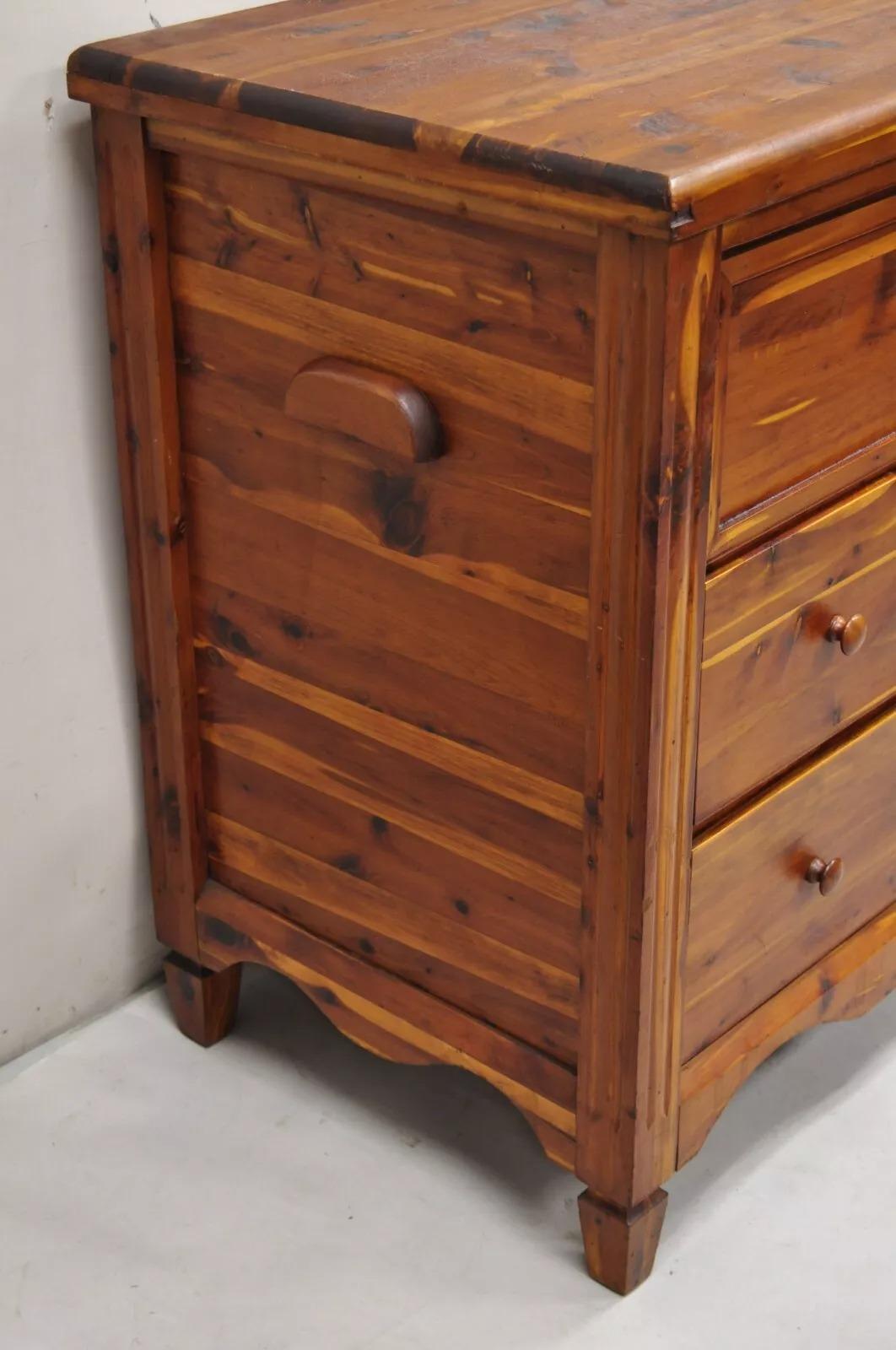 Vintage Lewis & Conger Pine Wood Cedar Lined Blanket Chest Of Drawers Dresser In Good Condition For Sale In Philadelphia, PA