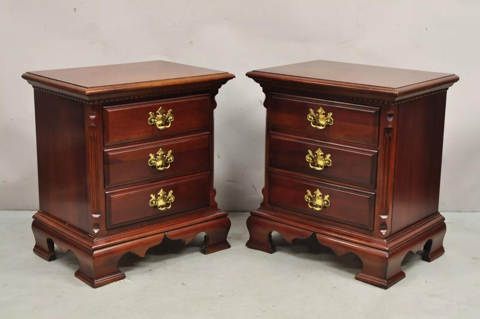 Vintage Lexington Chippendale-Nachttische aus Kirschbaumholz im Vintage-Stil, ein Paar 5