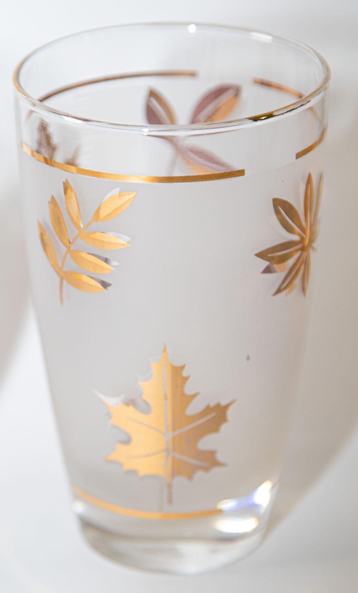 Mid-Century Modern Vintage Libbey Frosted & Golden Foliage Cocktail Glasses, Set of 4 For Sale