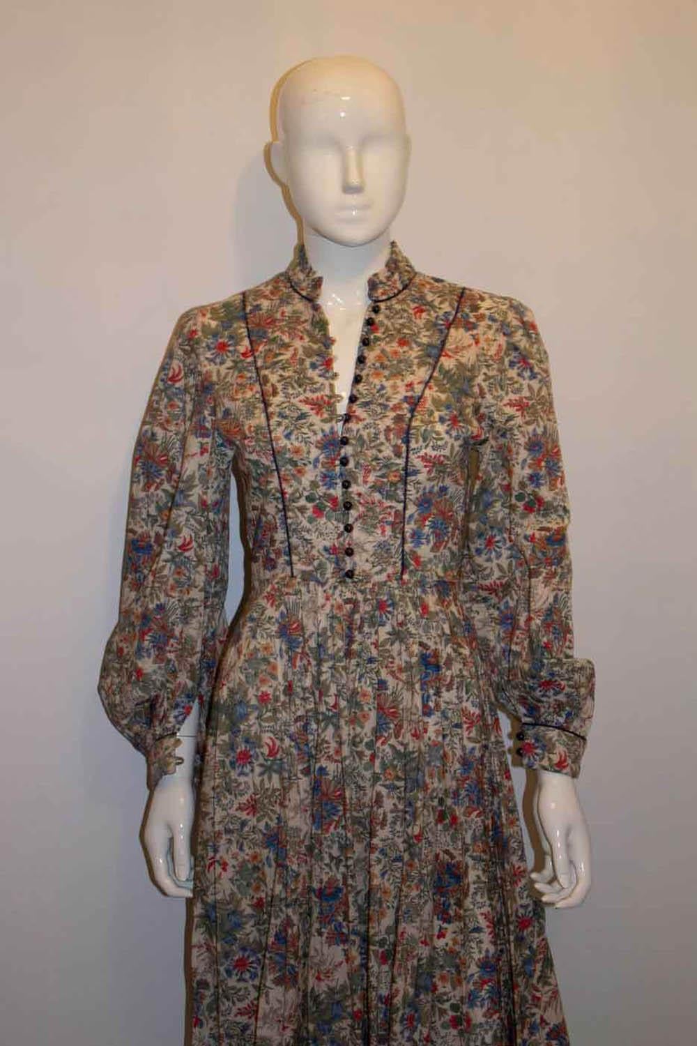 Vintage Liberty Lawn Cotton Floral Dress For Sale 1