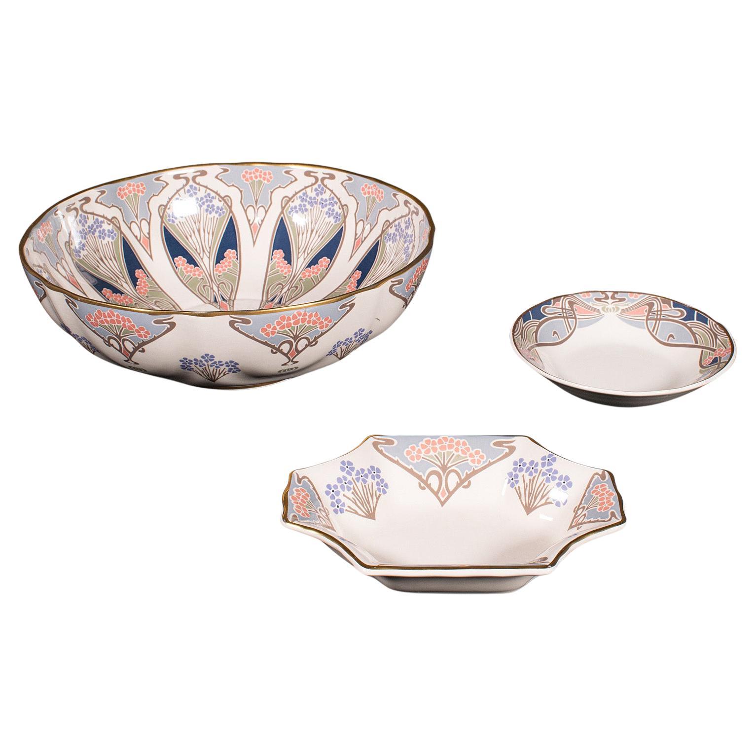 Liberty London Servierbesteck im Vintage-Stil, englische Keramik, Ianthe-Muster, Geschirr im Angebot