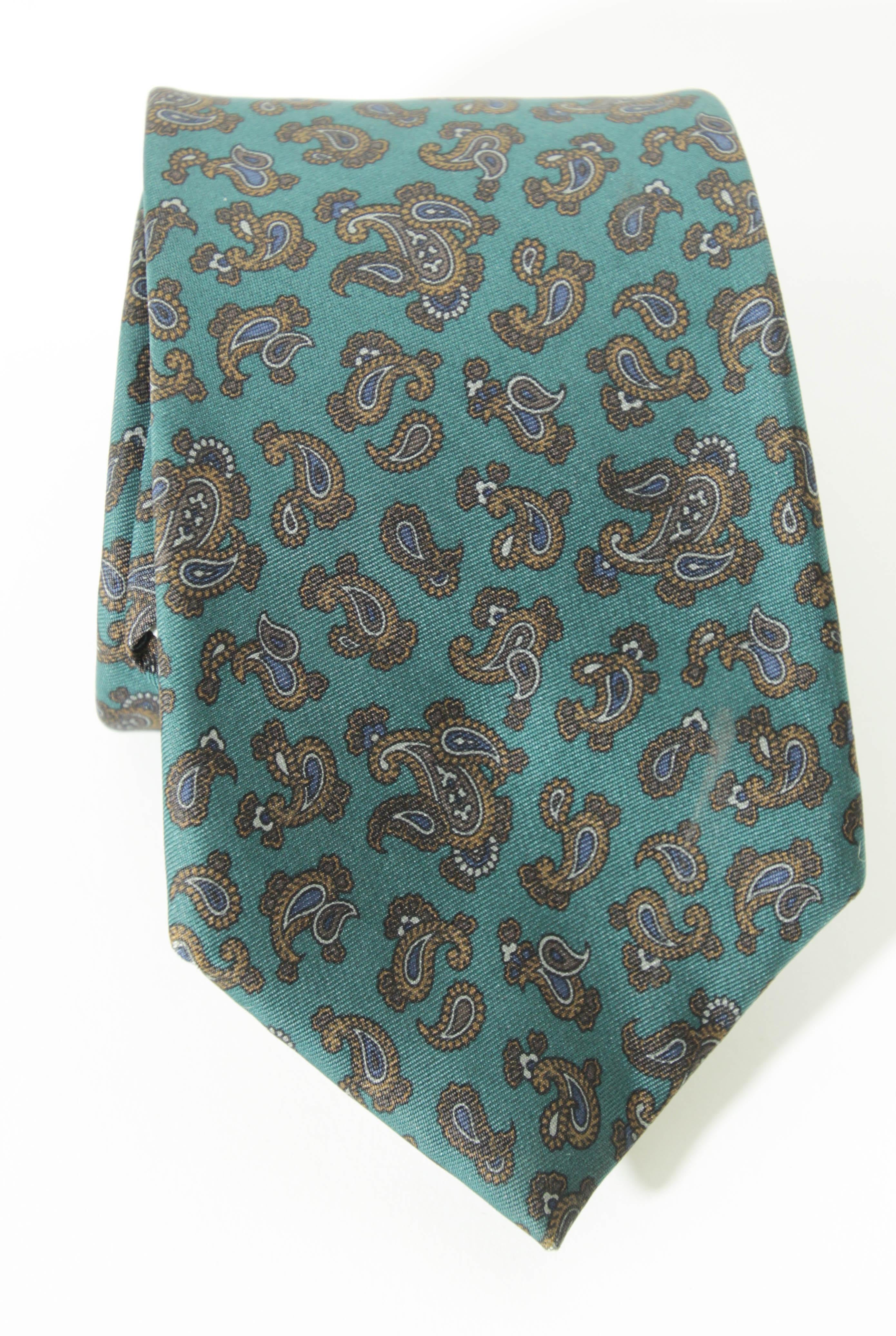 Vintage LIBERTY of London Silk Tie With Paisley Motifs Men NeckTie For Sale 6
