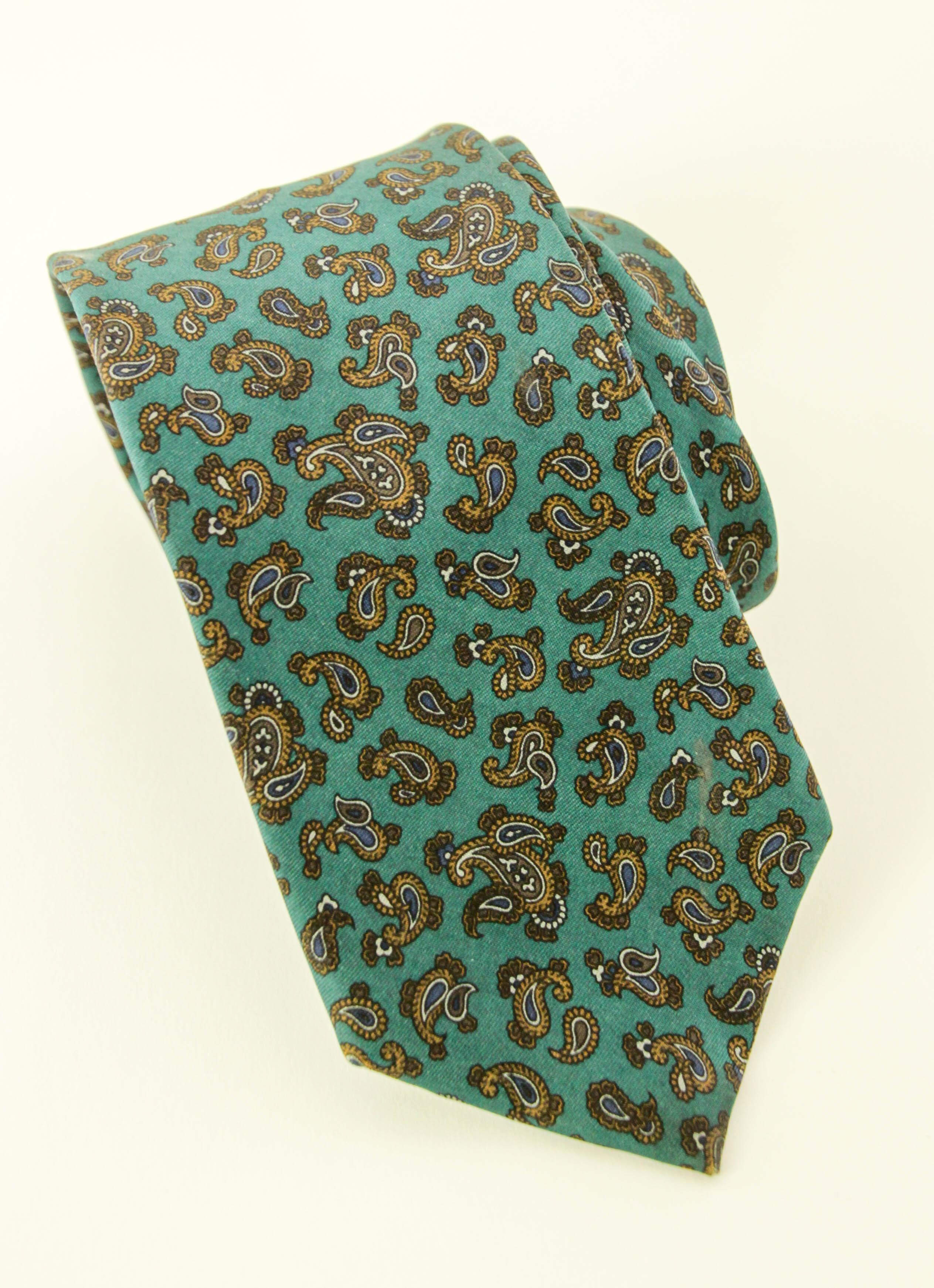 Vintage LIBERTY of London Silk Tie With Paisley Motifs Men NeckTie For Sale 7