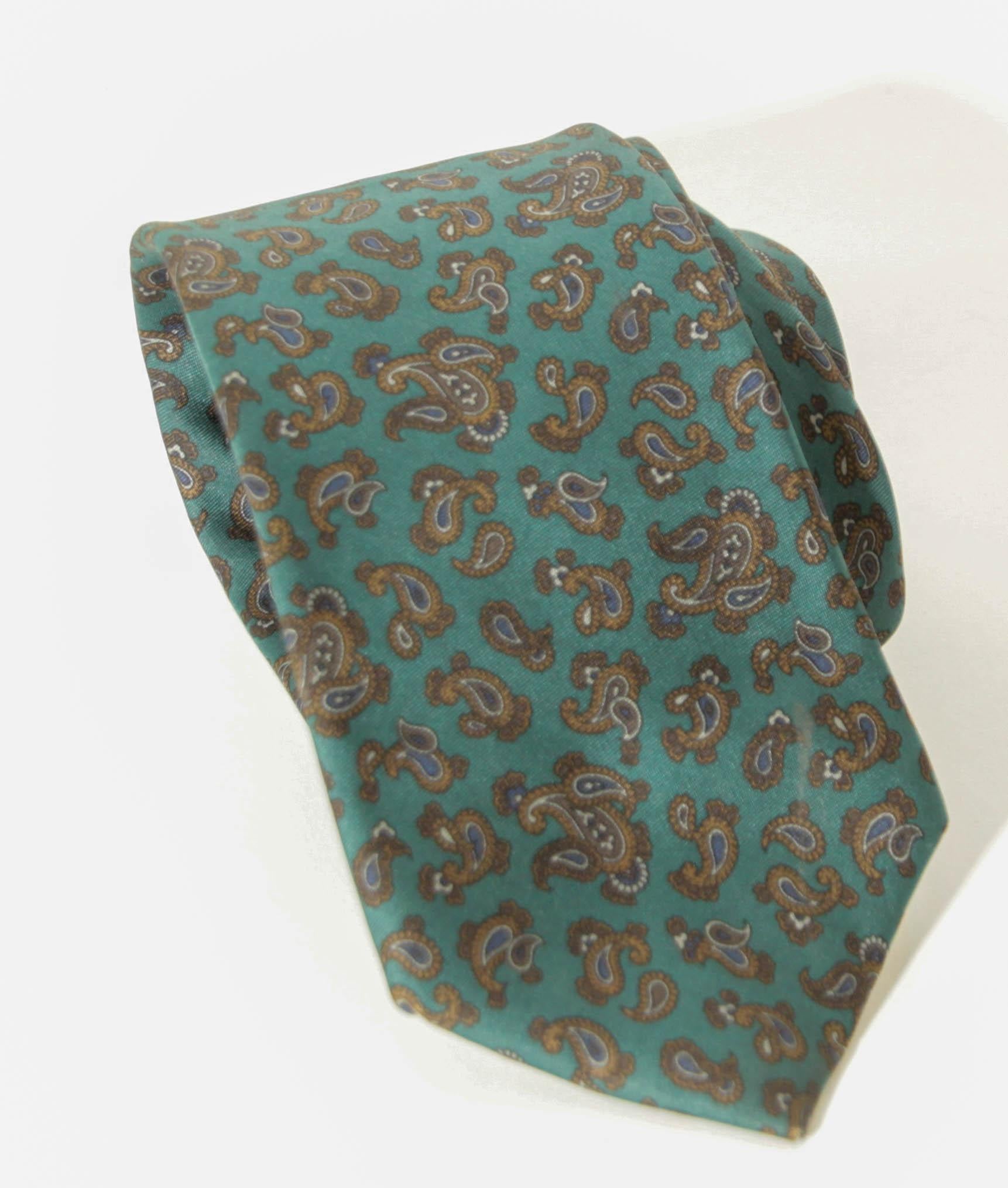 Vintage LIBERTY of London Silk Tie With Paisley Motifs Men NeckTie For Sale 8