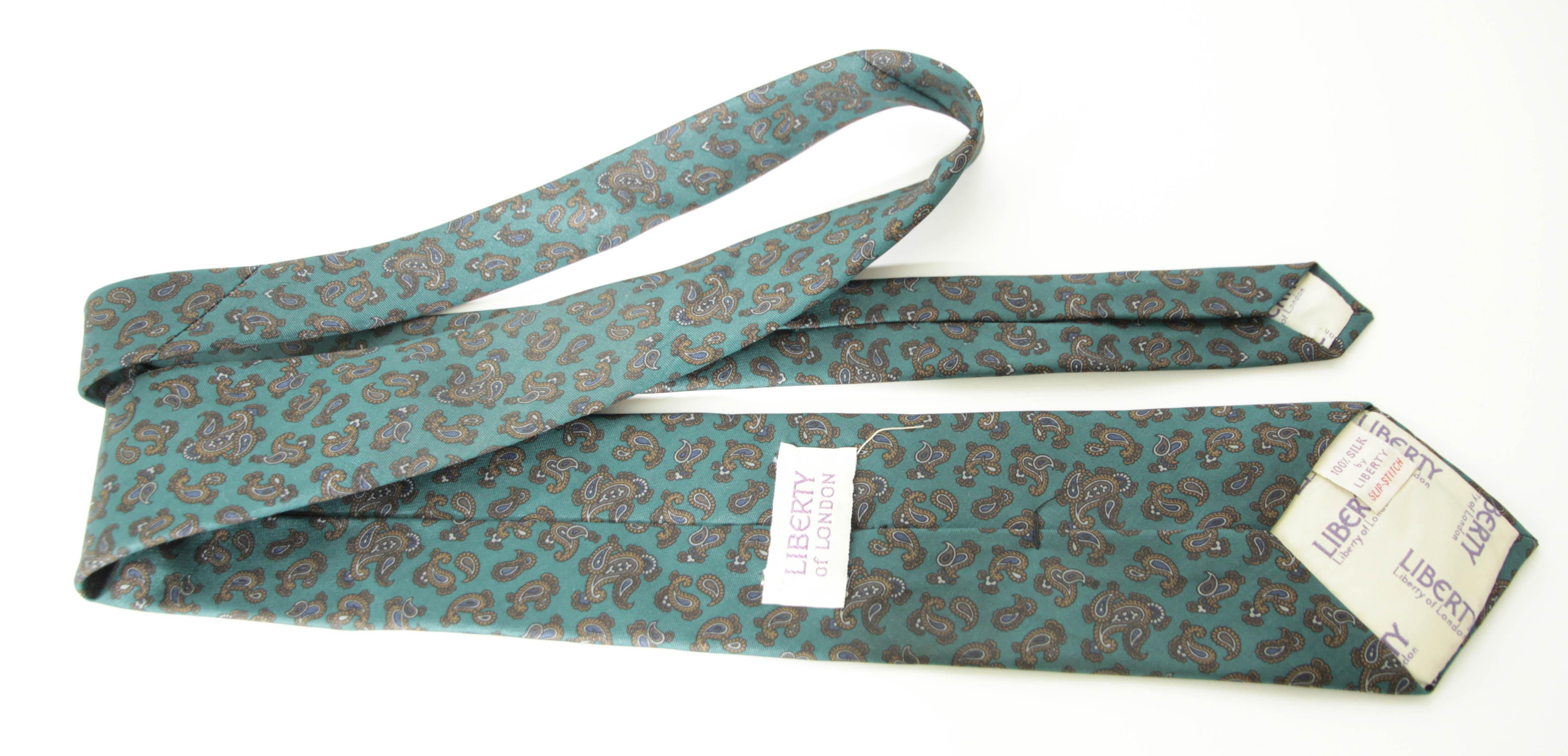 Vintage LIBERTY of London Silk Tie With Paisley Motifs Men NeckTie For Sale 1