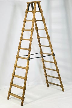 Vintage Library Ladder in Solid Wood