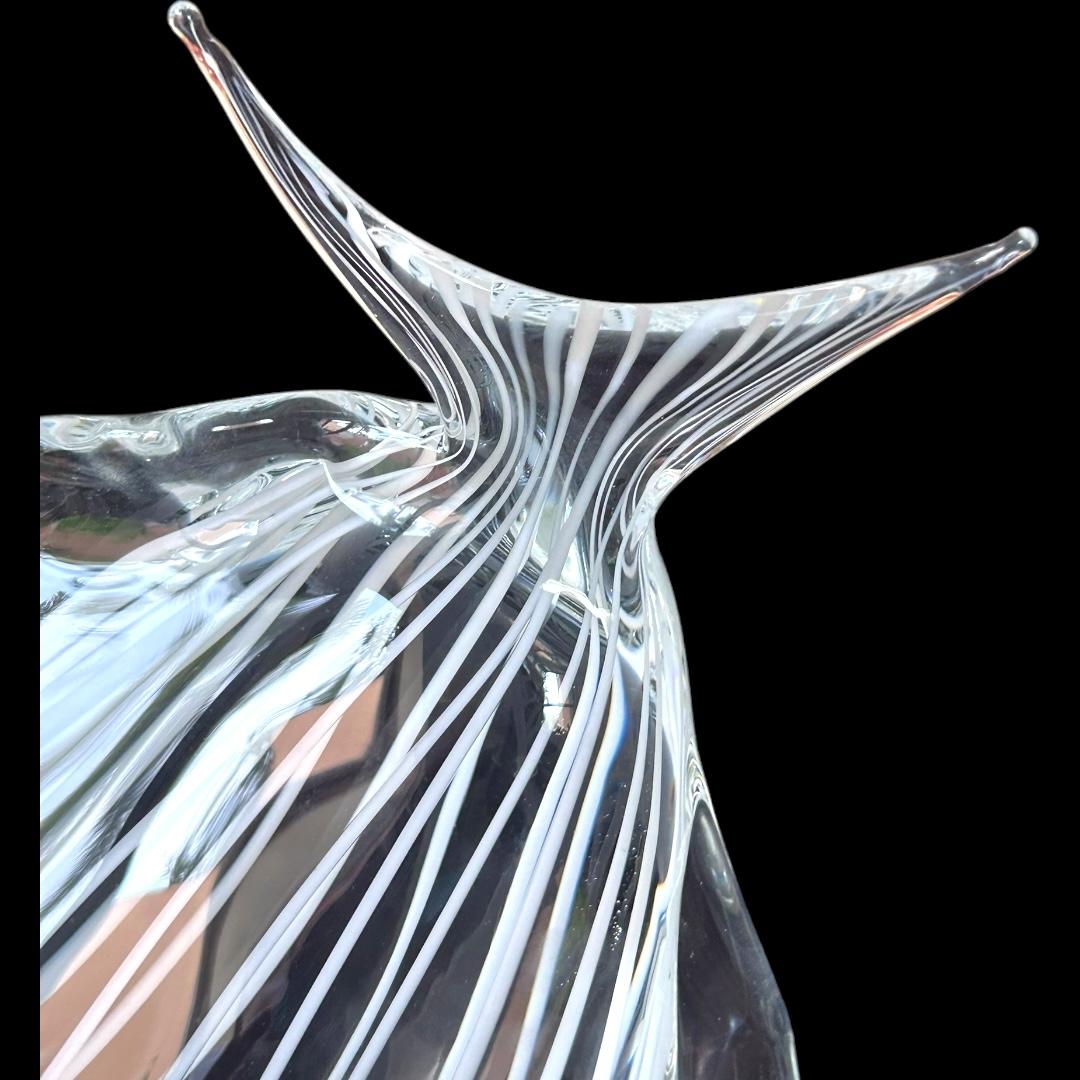 Scultura di pesce d'epoca Licio Zanetti Murano a strisce bianche e trasparenti In condizioni buone in vendita a Naples, FL