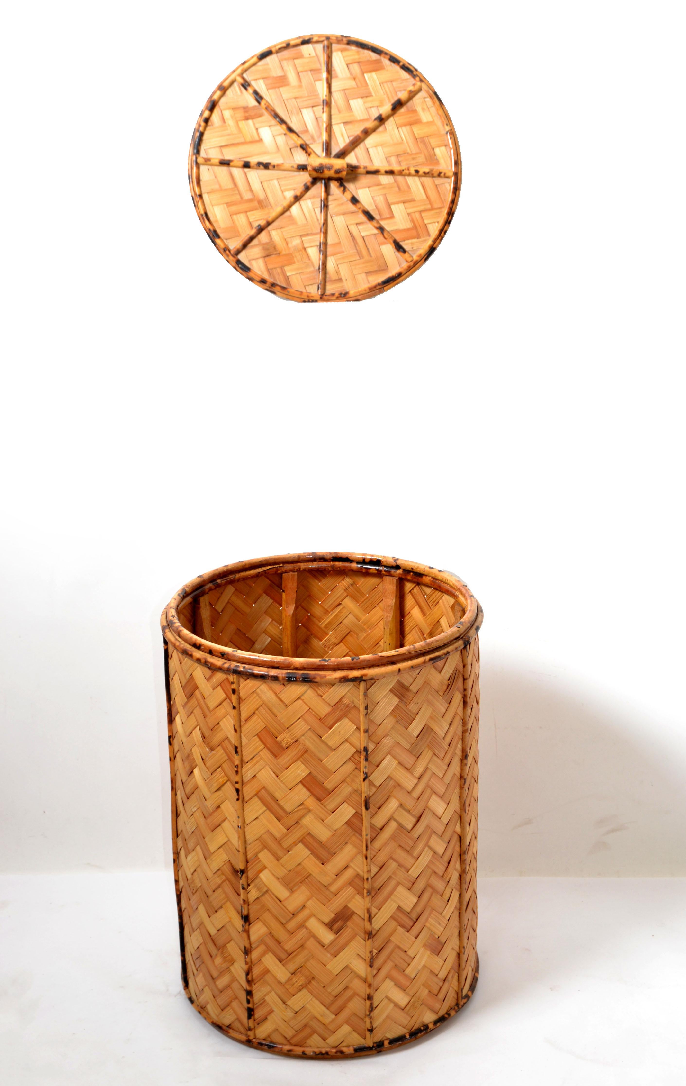 Chinese Export Vintage Lidded Basket Handmade Bamboo & Handwoven Rattan Hong Kong Asian Modern For Sale