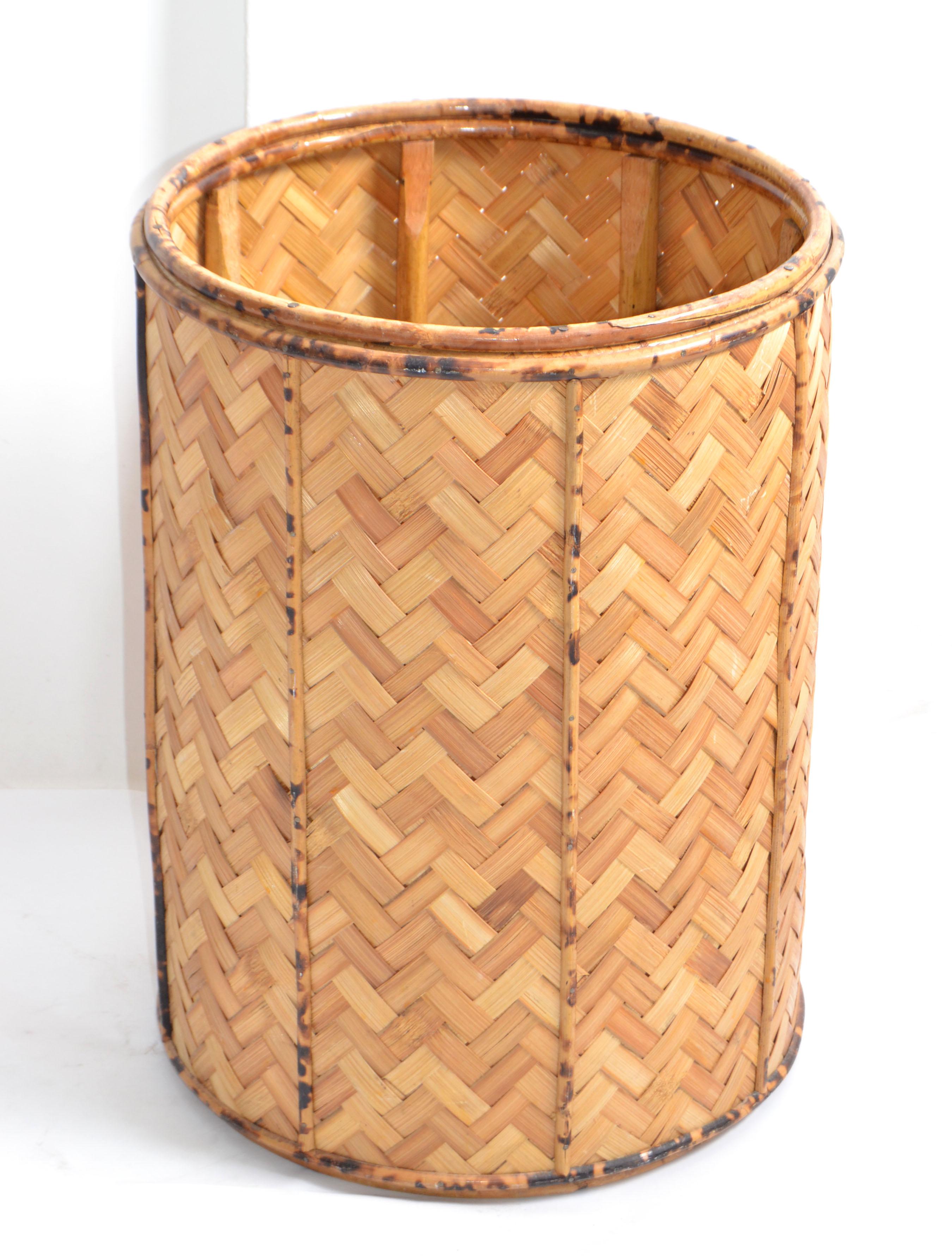 American Vintage Lidded Basket Handmade Bamboo & Handwoven Rattan Hong Kong Asian Modern For Sale