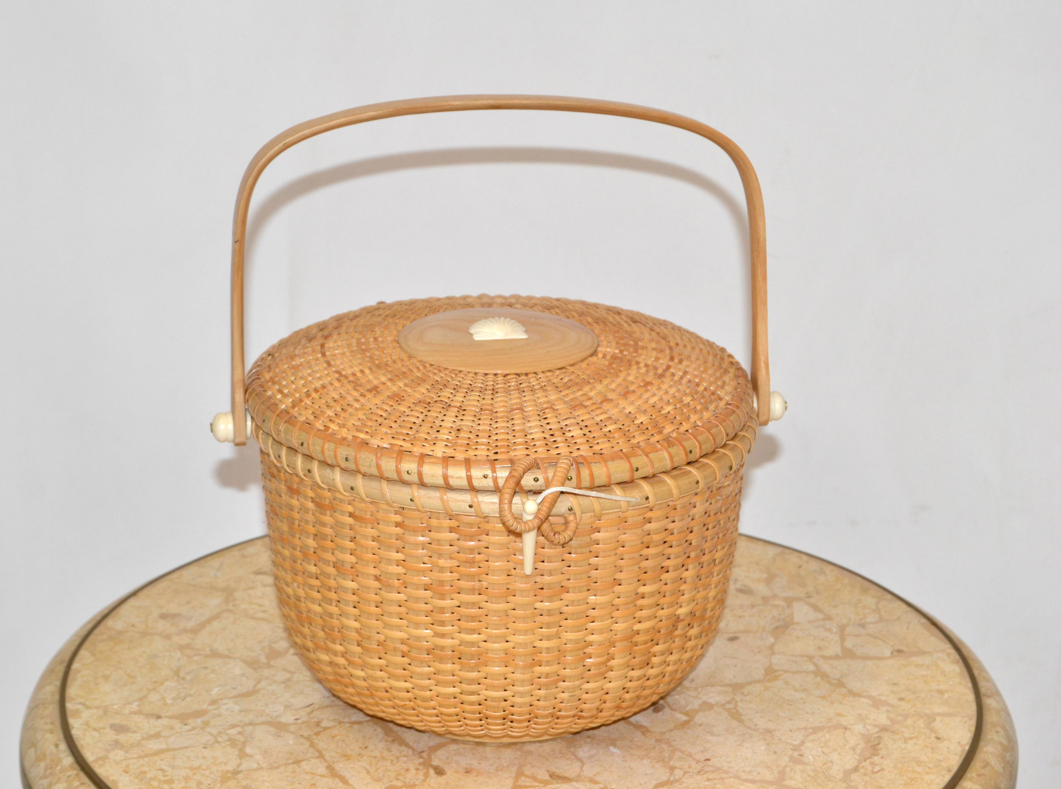 Vintage Lidded Basket Handmade Bamboo & Handwoven Rattan Nautical Seashell 1980 For Sale 1