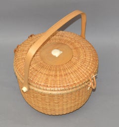 Cestino con coperchio vintage fatto a mano in bambù e rattan intrecciato a mano Nautical Seashell 1980