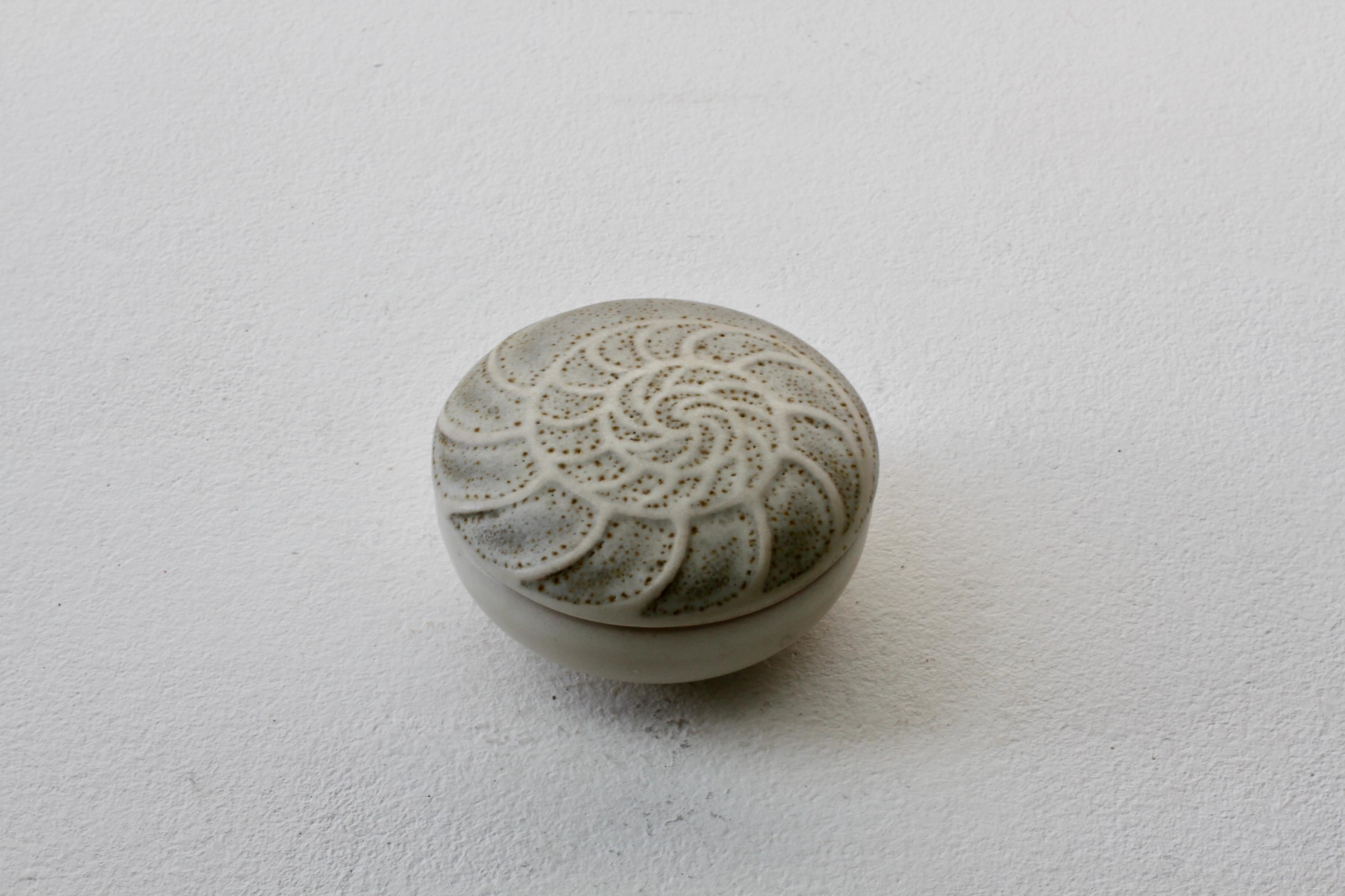 Contemporary Vintage Lidded Studio Pottery UFO Organic Biomorphic Fossil Shell Bowl or Dish For Sale