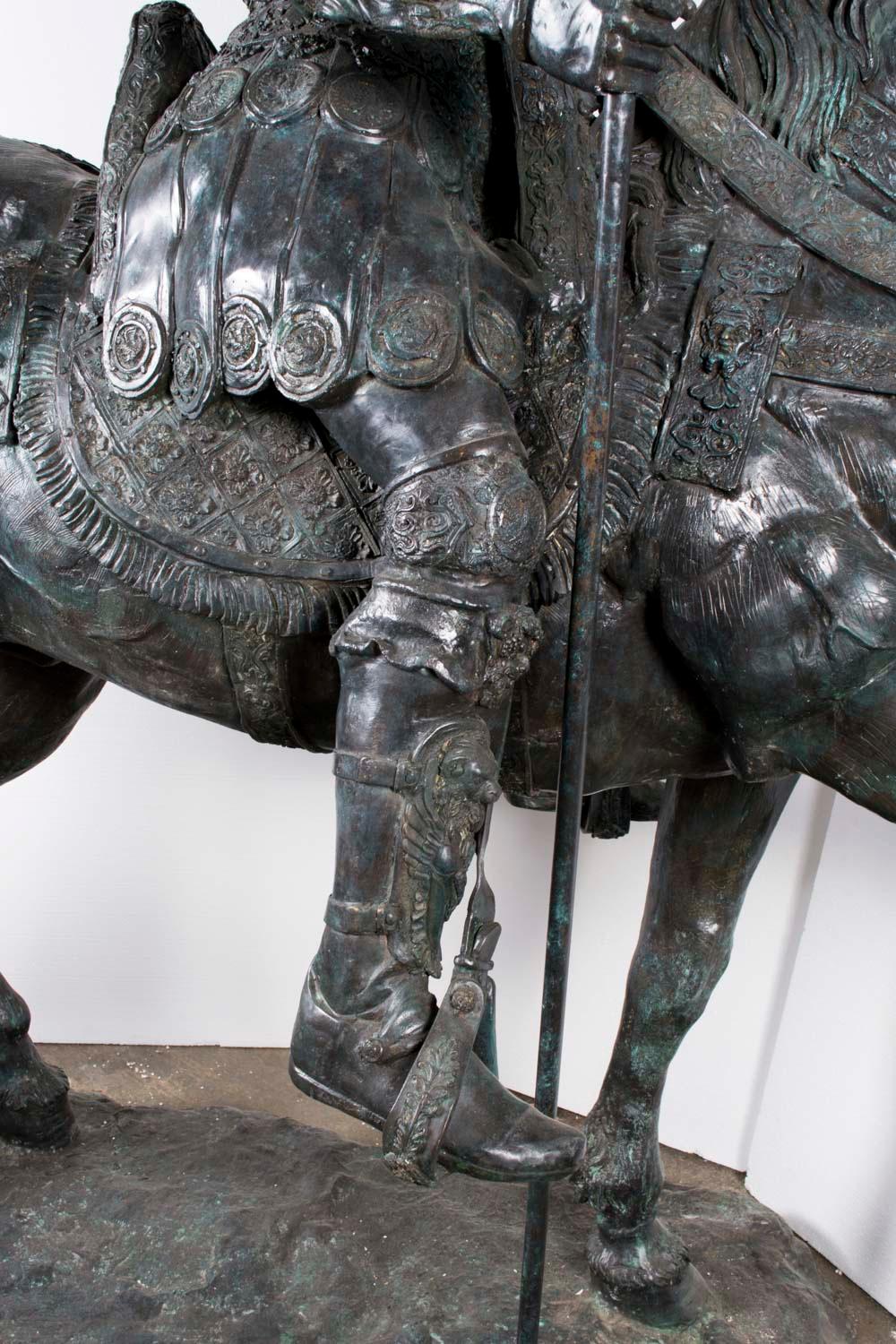 Vintage Life Size Bronze Roman Armoured Cavalry Officer on Horseback 20th C en vente 5