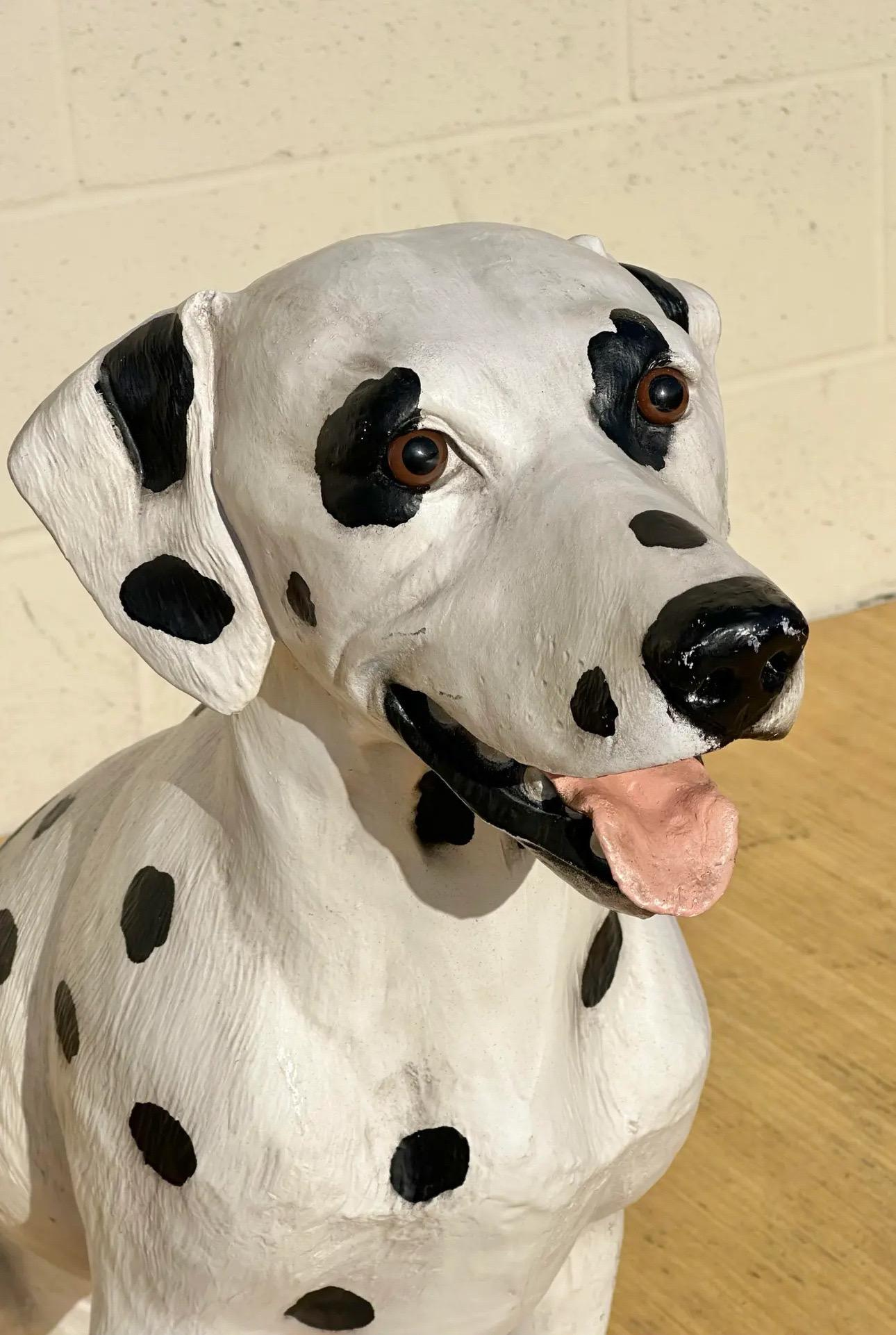 Fine XX secolo Scultura decorativa di cane dalmata d'epoca a grandezza naturale, 1980 in vendita