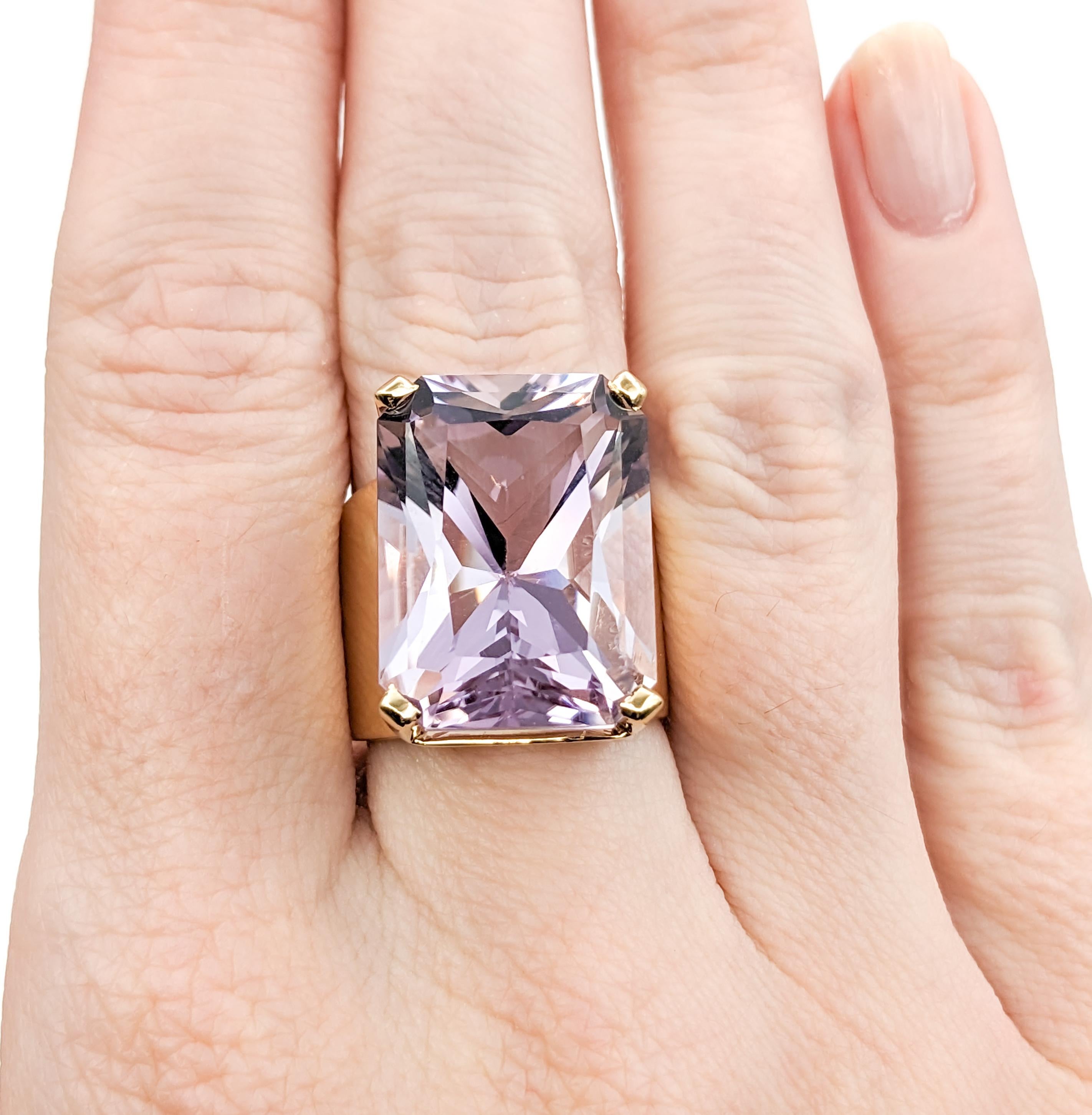 Emerald Cut Vintage Light Purple Amethyst Cocktail Ring in Gold For Sale
