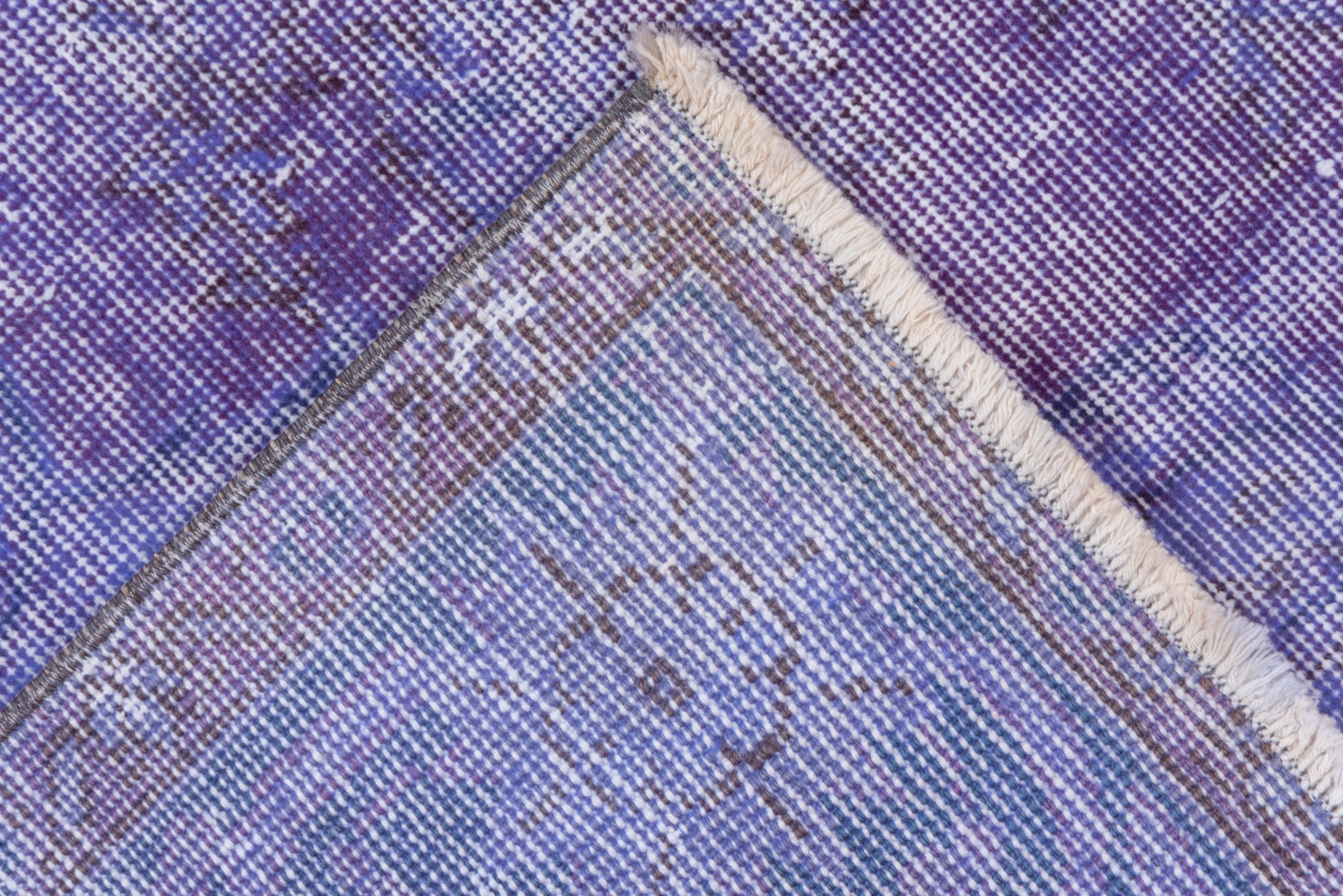 Tappeto Sparta vintage sovratinto in viola chiaro In condizioni buone in vendita a New York, NY