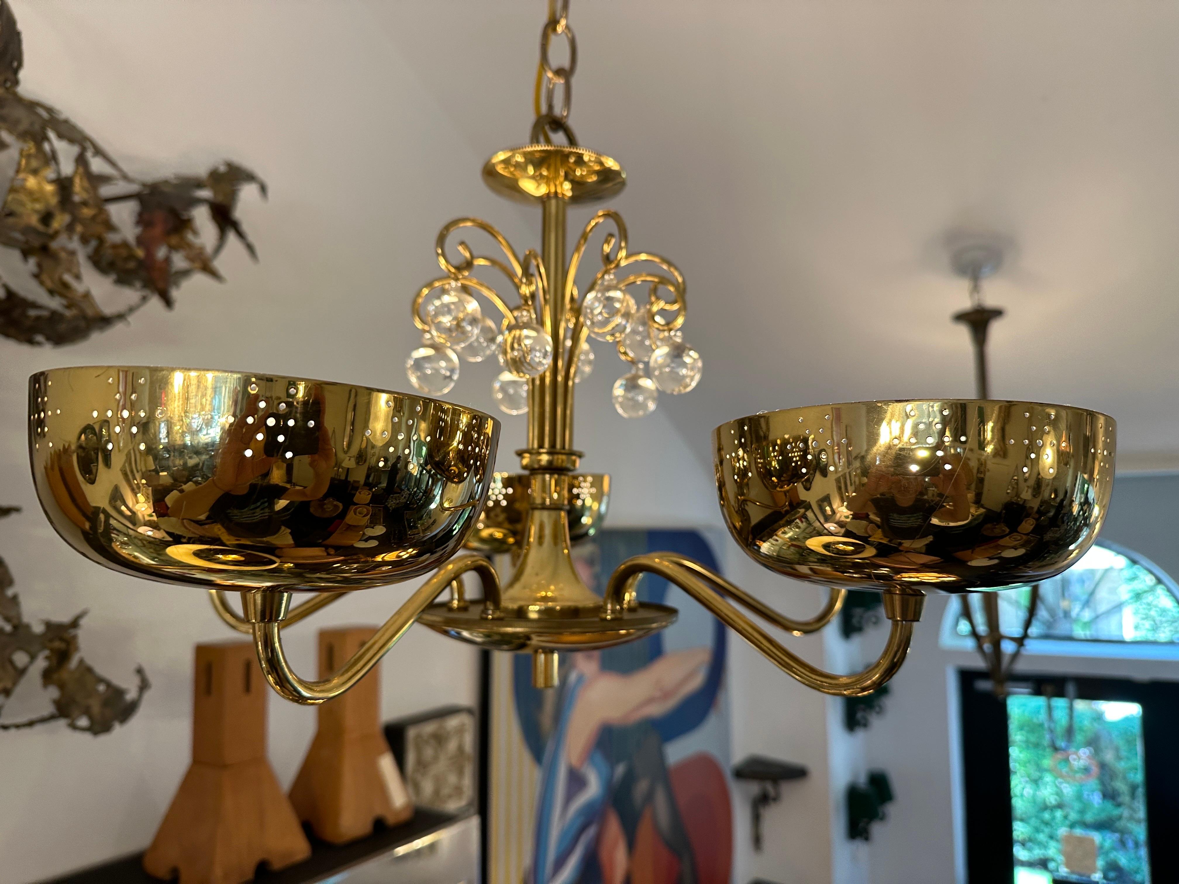 Mid-20th Century Vintage Lightolier 5-Light Perforated Brass Chandelier For Sale
