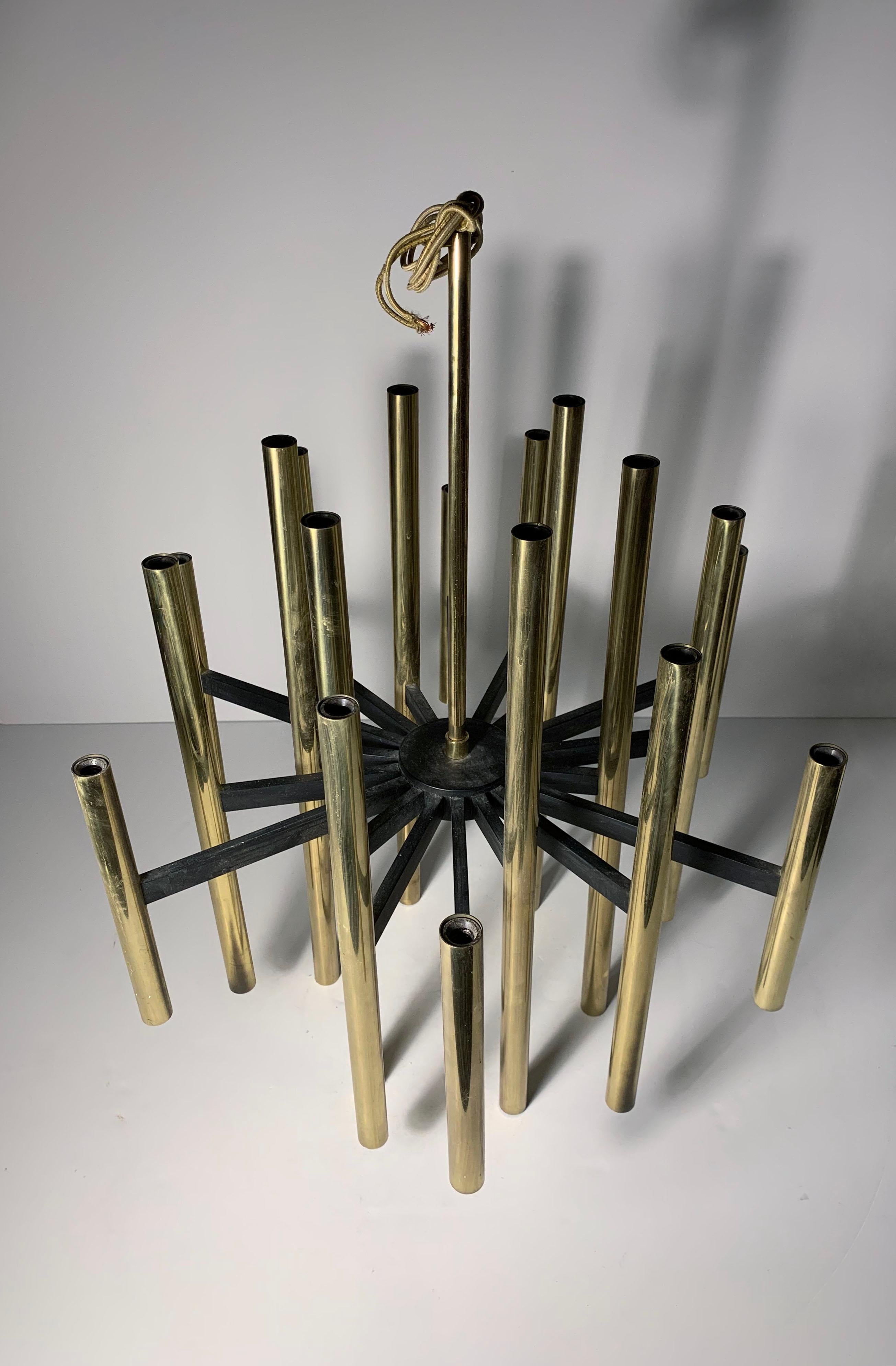 Vintage Lightolier Brass 36 Light Chandelier by Gaetano Sciolari For Sale 3