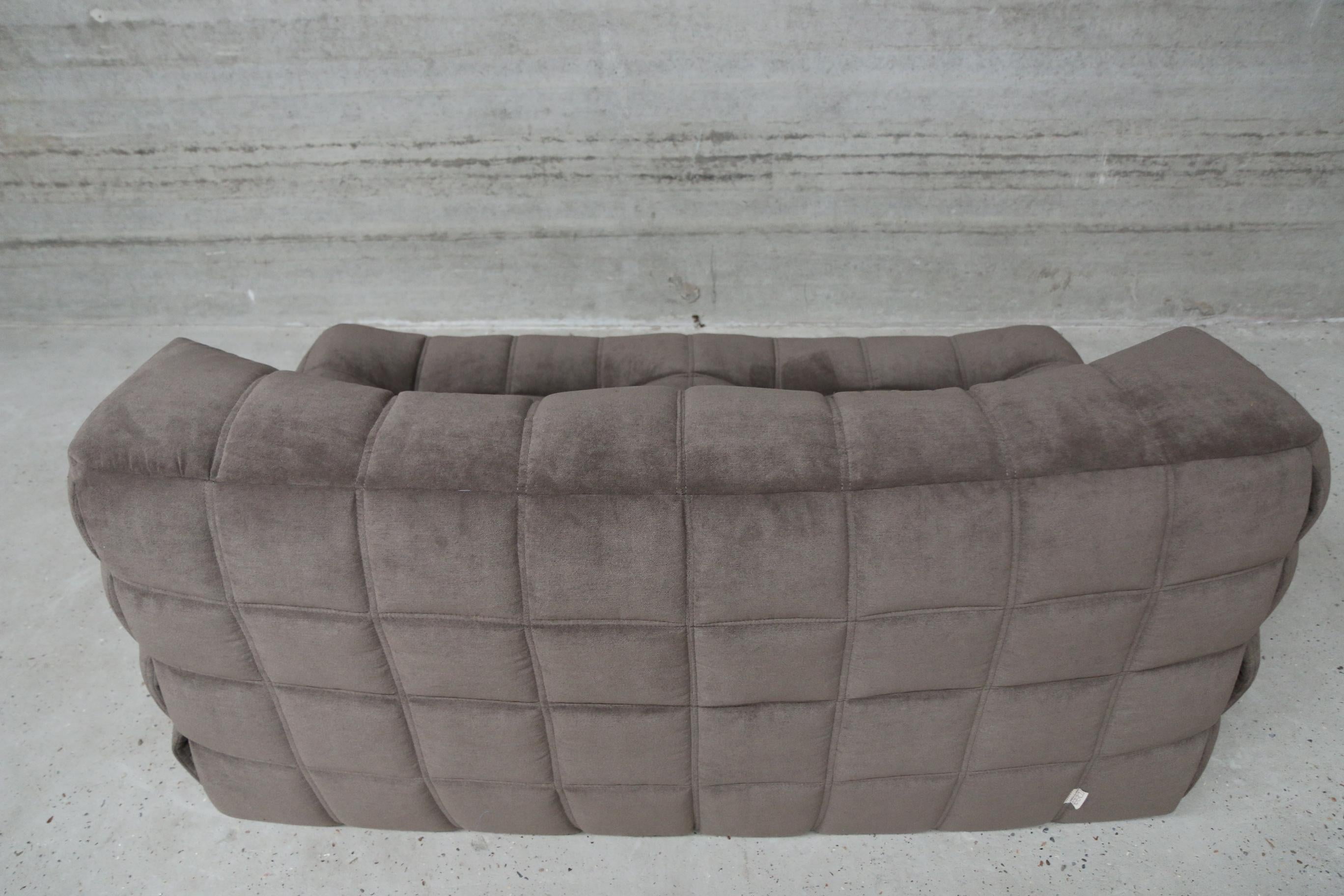 Mid-Century Modern Vintage Ligne Roset Kashima Loveseat Re-Upholstered in Velvet Fabric For Sale