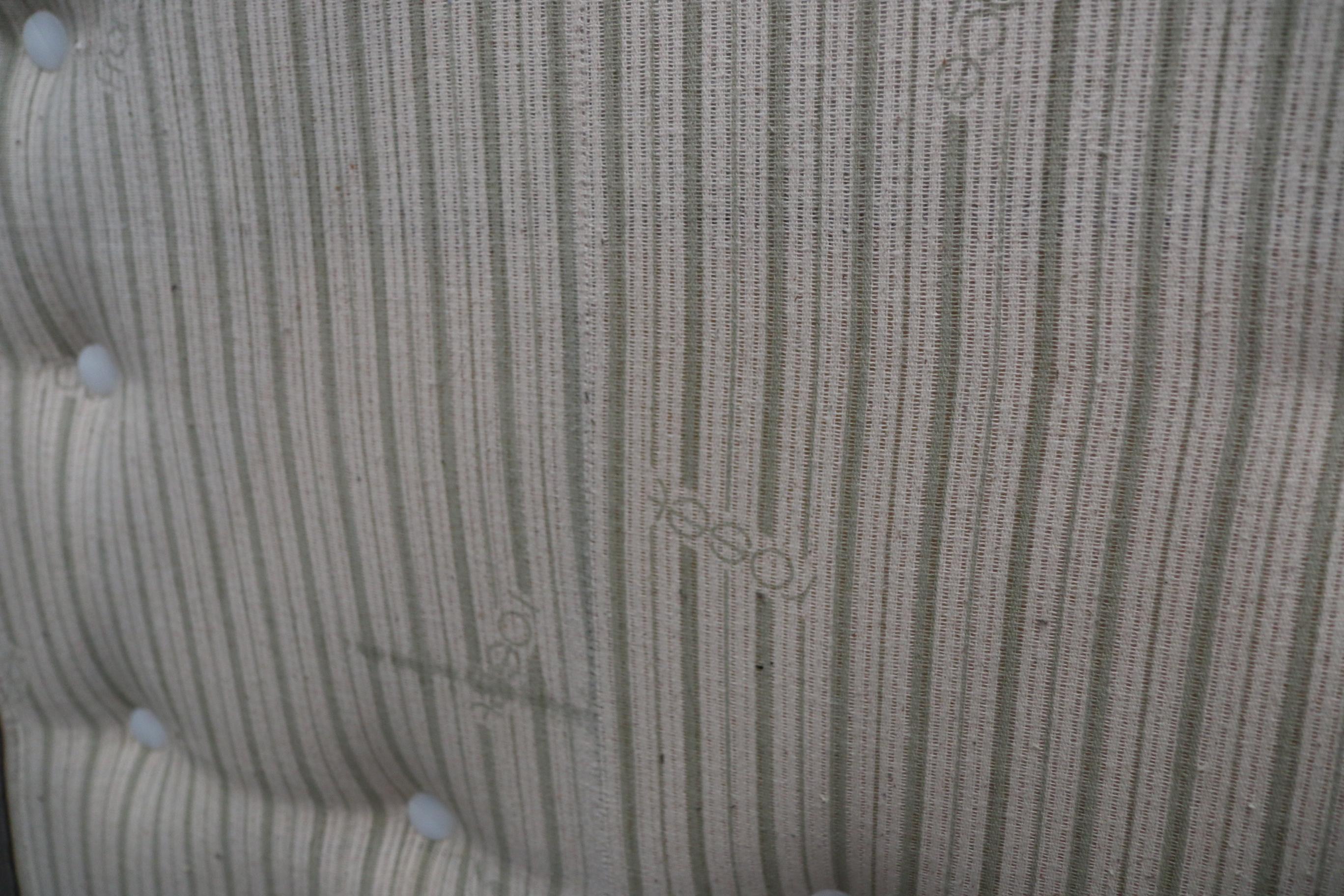 Vintage Ligne Roset Kashima Single Re-Upholstered in Velvet Goldbrown Fabric For Sale 4