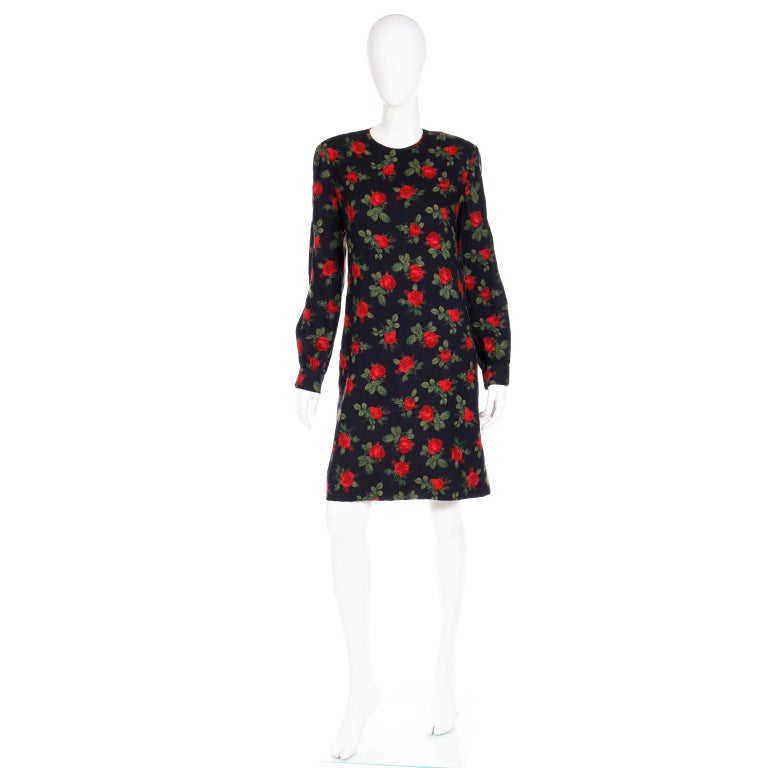 Vintage Lihli New York Schwarzes geblümtes langärmeliges Kleid mit roten  Rosen im Angebot bei 1stDibs