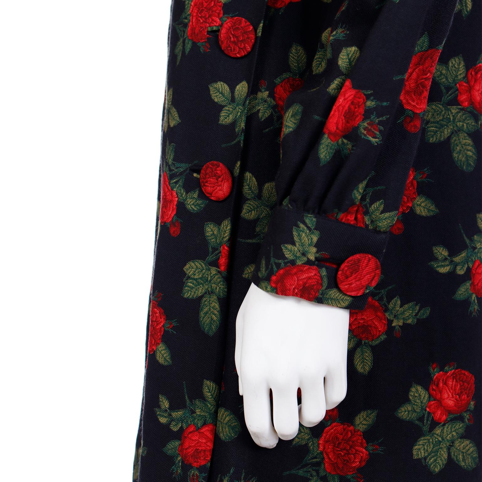 Vintage Lihli New York Schwarzes geblümtes langärmeliges Kleid mit roten Rosen 3