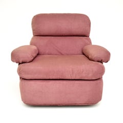 Fauteuil de salon vintage en daim lilas