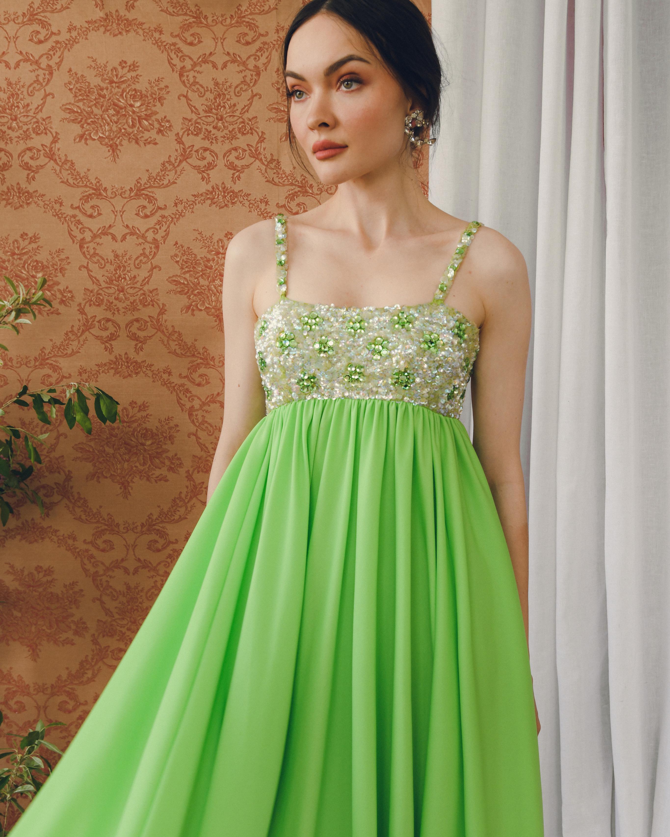 Vintage Lillie Rubin Empire Waist Embellished Gown With Matching Shawl In Good Condition For Sale In New York, NY