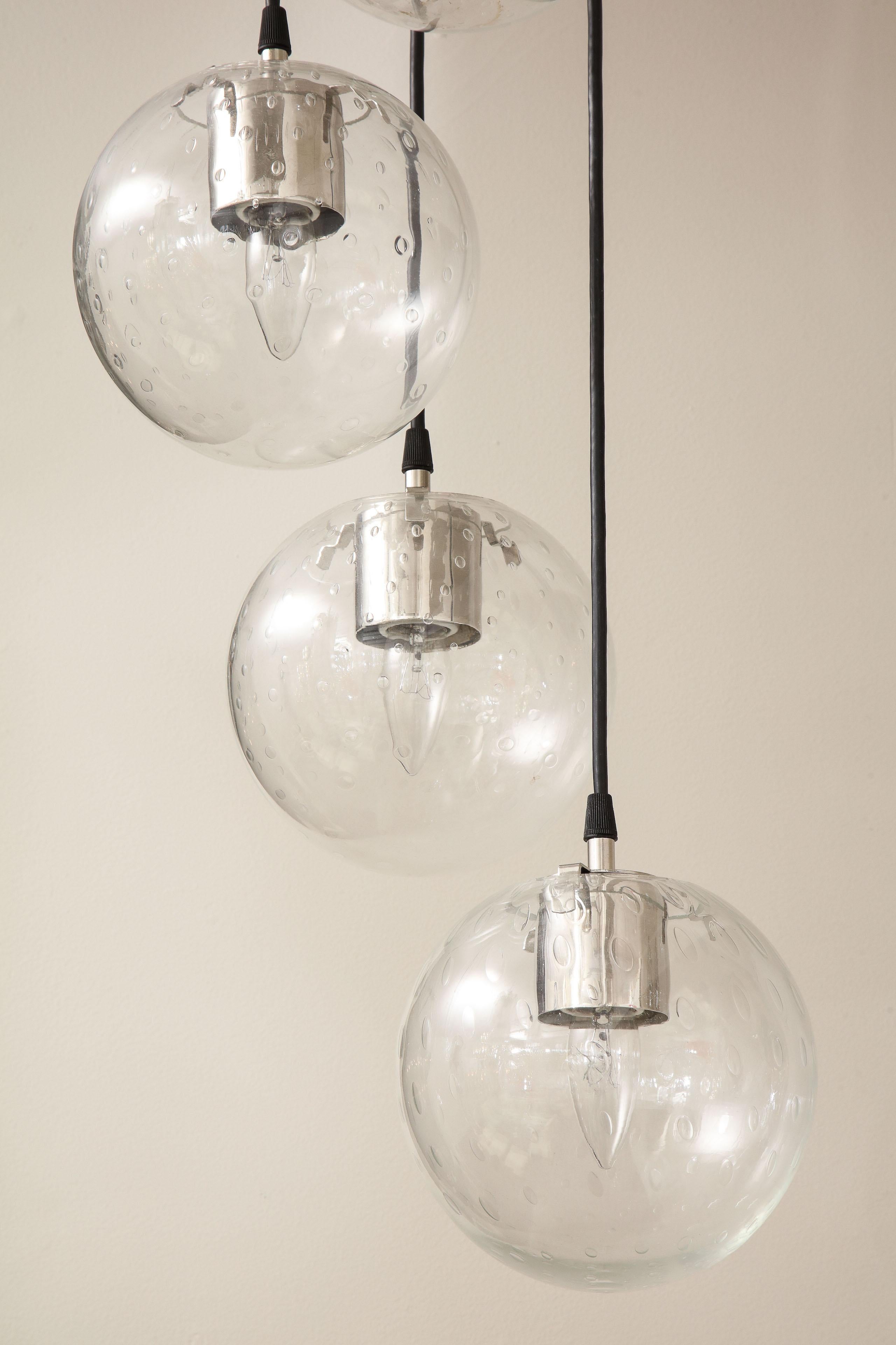 Fine XX secolo Lampadario vintage Limburg con 4 pendenti a cascata a globo trasparente in vendita