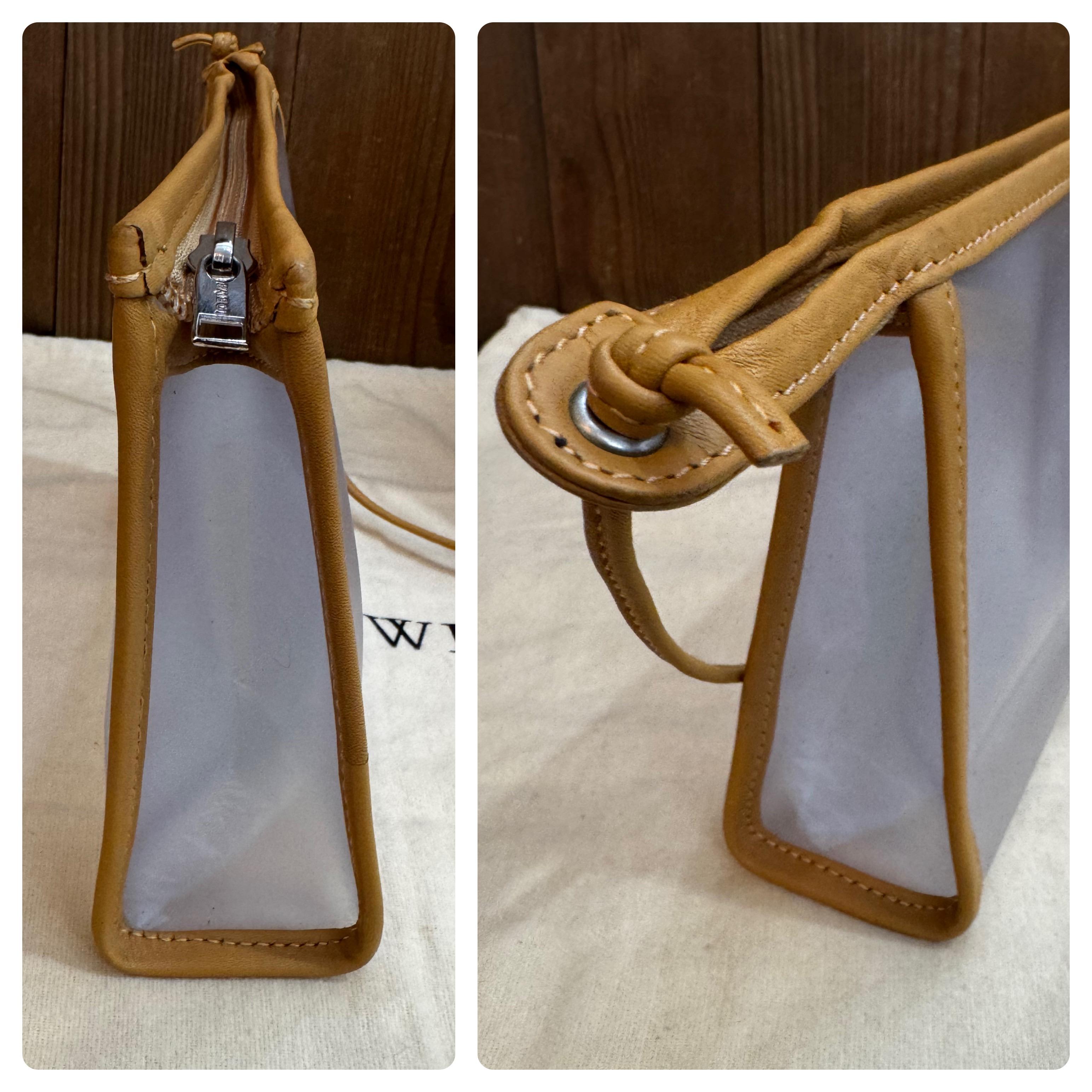 Vintage Limited Edition LOEWE Vinyl Amazona 32 Boston Bag Brown Calfskin en vente 6