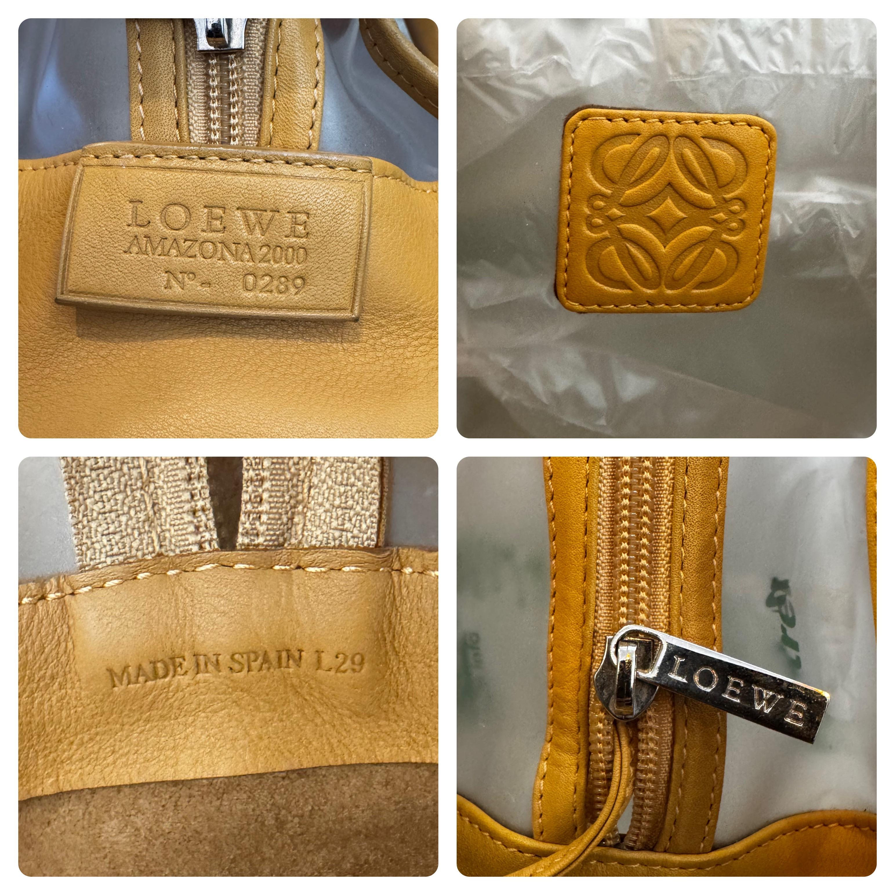 Vintage Limited Edition LOEWE Vinyl Amazona 32 Boston Bag Brown Calfskin en vente 3