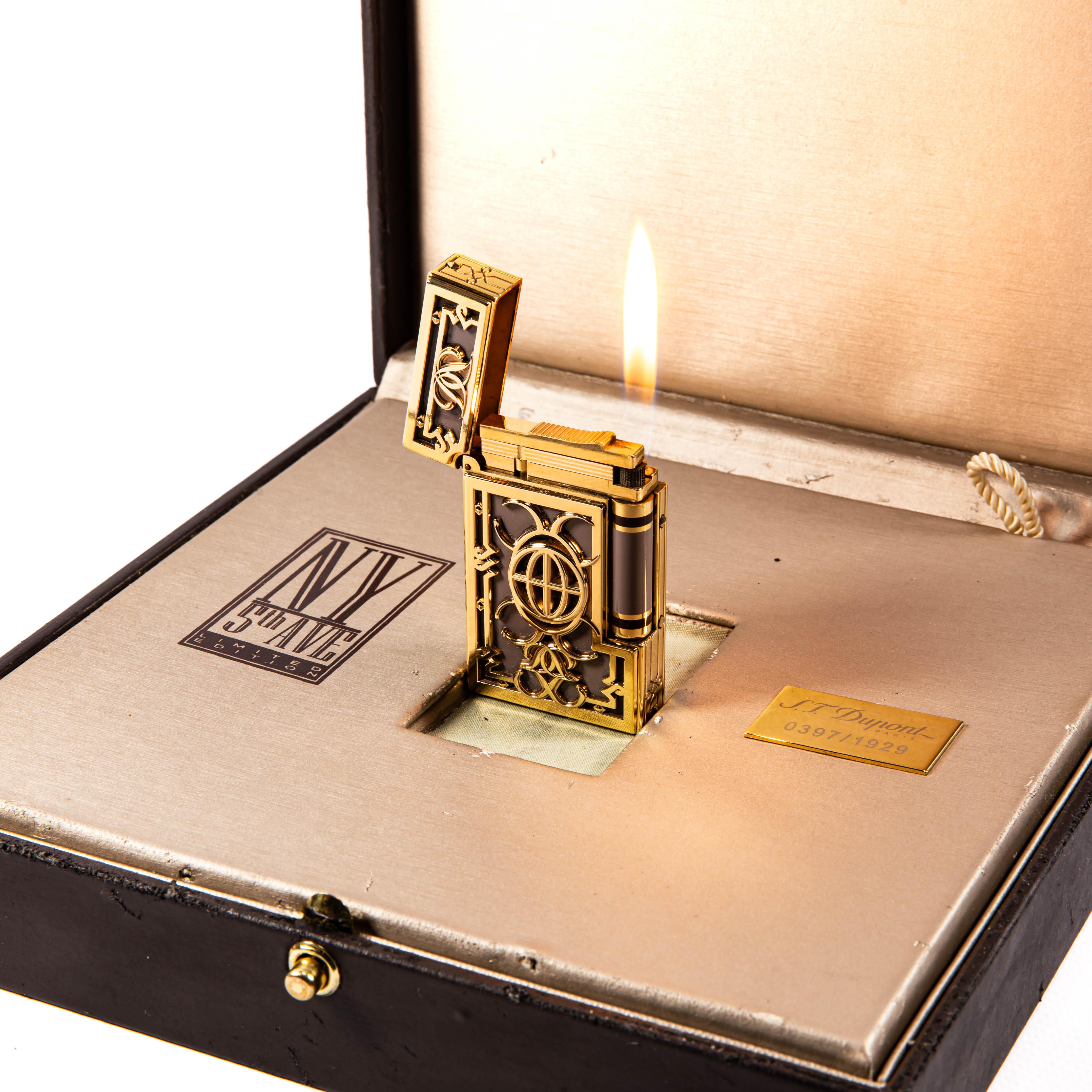 Vintage Limited Edition S.T. DUPONT Ligne 2 Regular Lights New York 5th Avenue Unisexe en vente