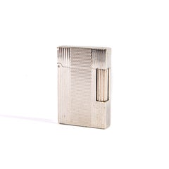 Vintage Limited Edition S.T. Dupont Ligne 2 Small Lighter Windsor 1990s 0230/500