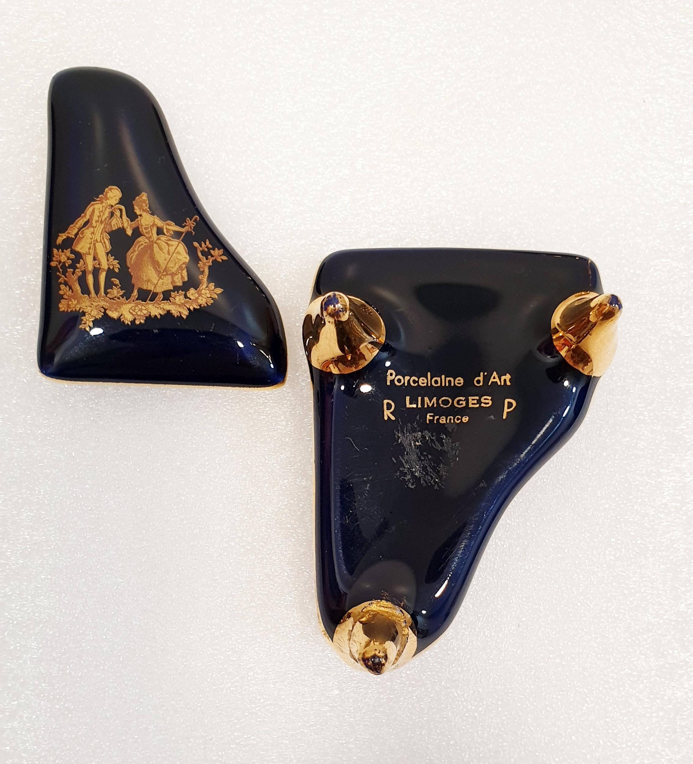 Limoges 22 Karat Gold Trinket-Schmuckkästchen Louis XVI. Hofszene (Emaille) im Angebot