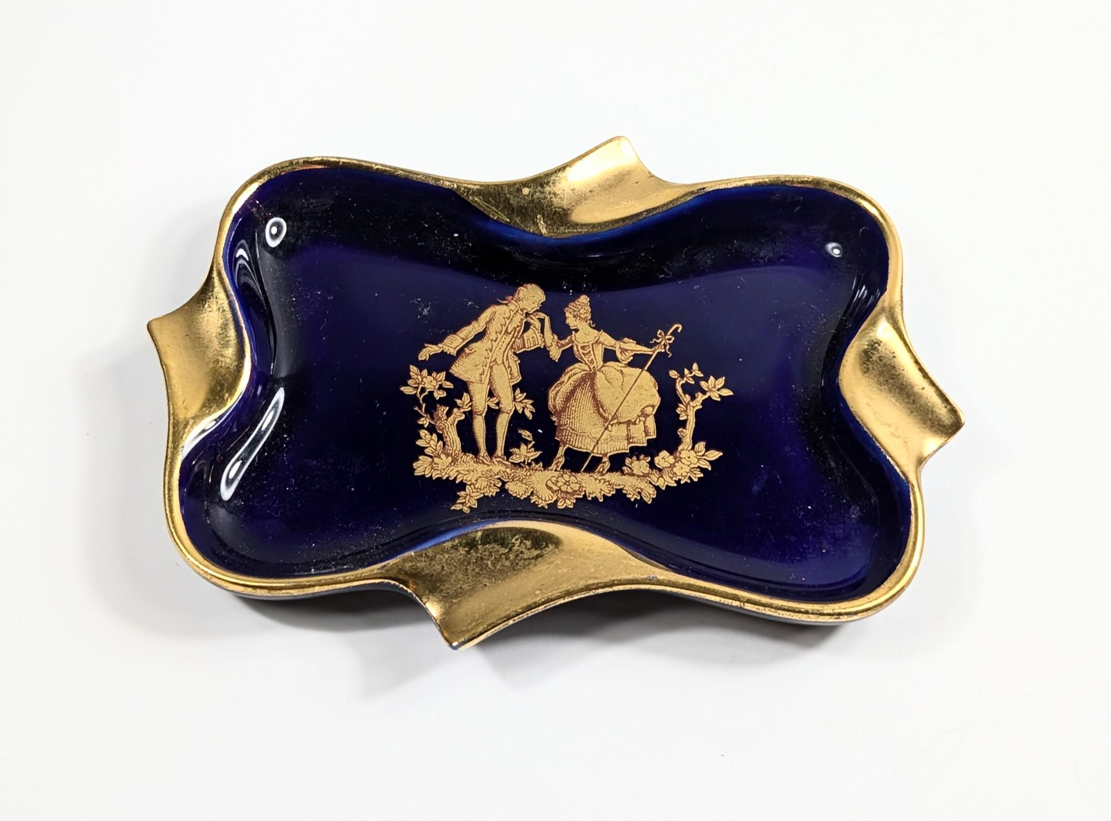 Gioielli d'epoca in oro 22k di Limoges  Pezzi Luigi XVI Scena di cortigiana in vendita 1