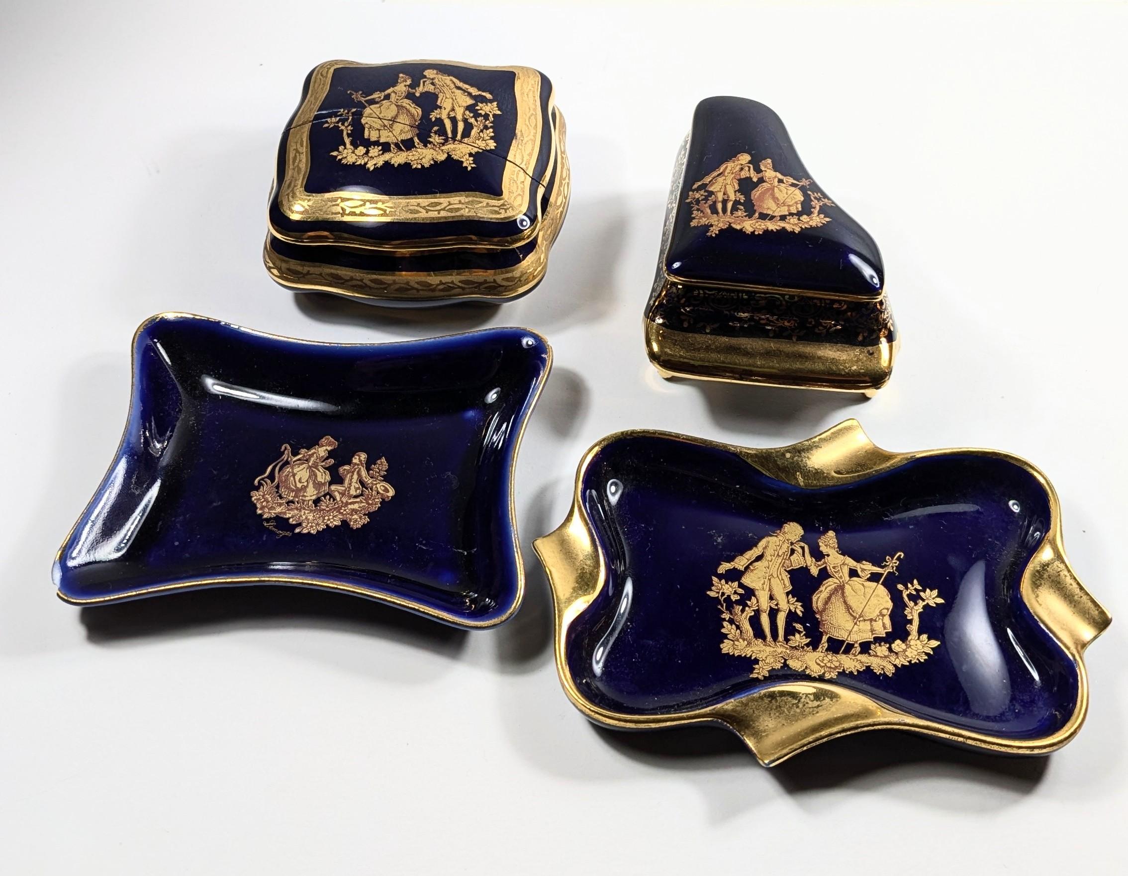 Dipinto a mano Gioielli d'epoca in oro 22k di Limoges  Piccolo vassoio Luigi XVI con scena di cortigiana in vendita