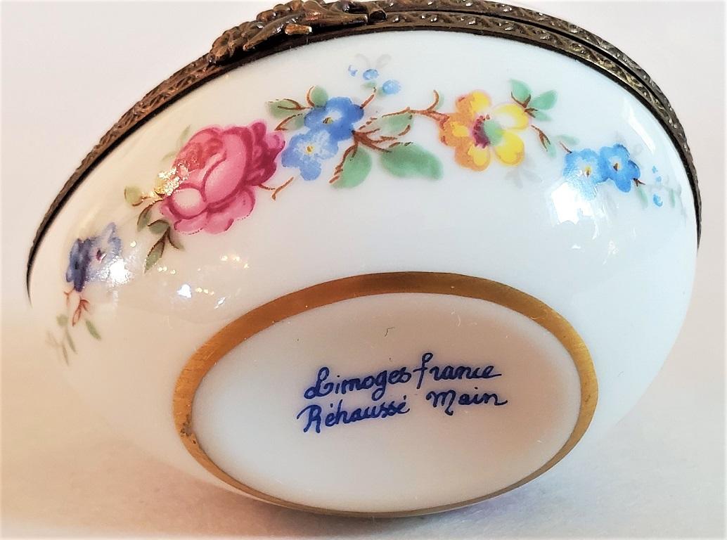 Louis XVI Vintage Limoges Egg Shaped Ring Box