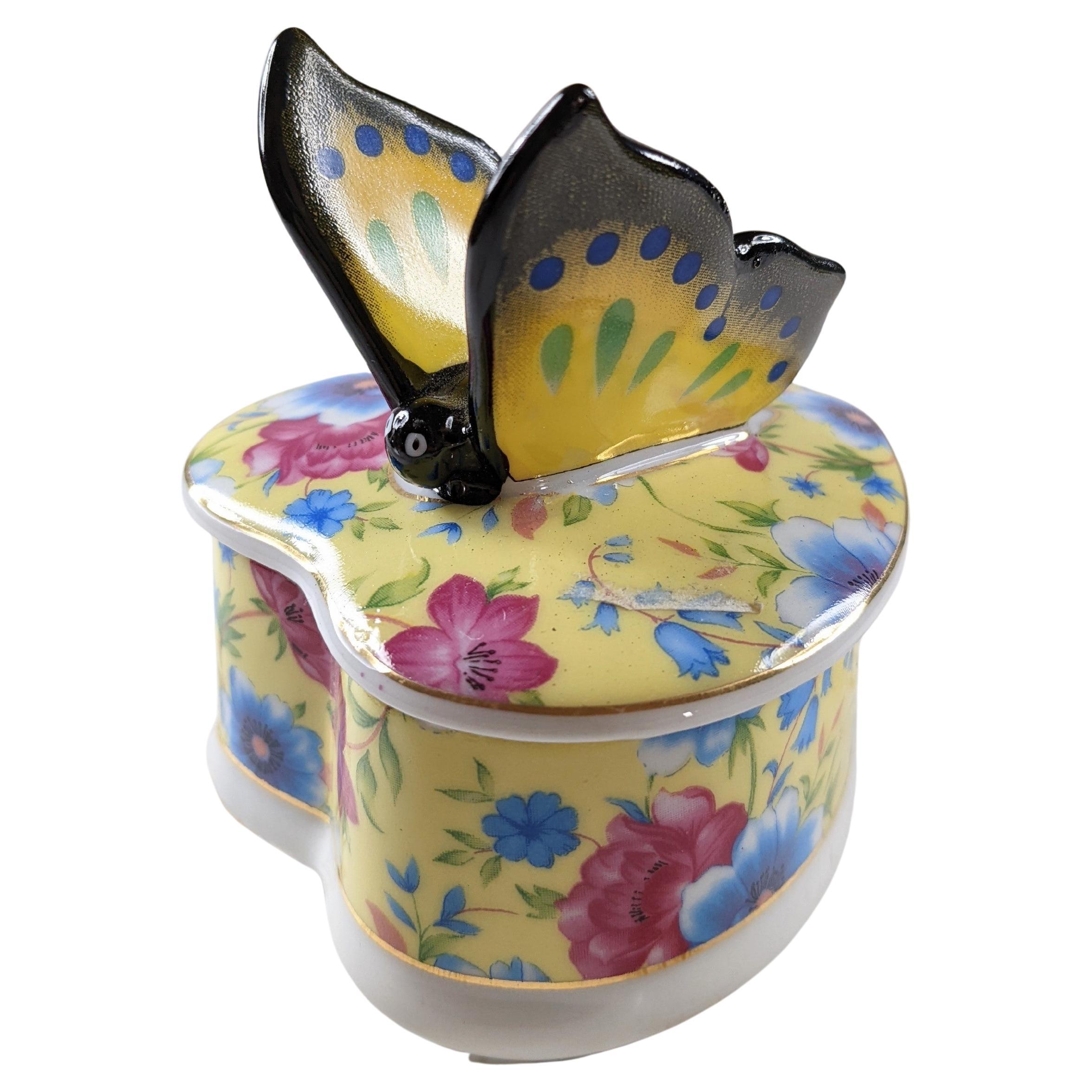 Caja de Baratijas Vintage Limoges Francia Mariposa Pintada a Mano