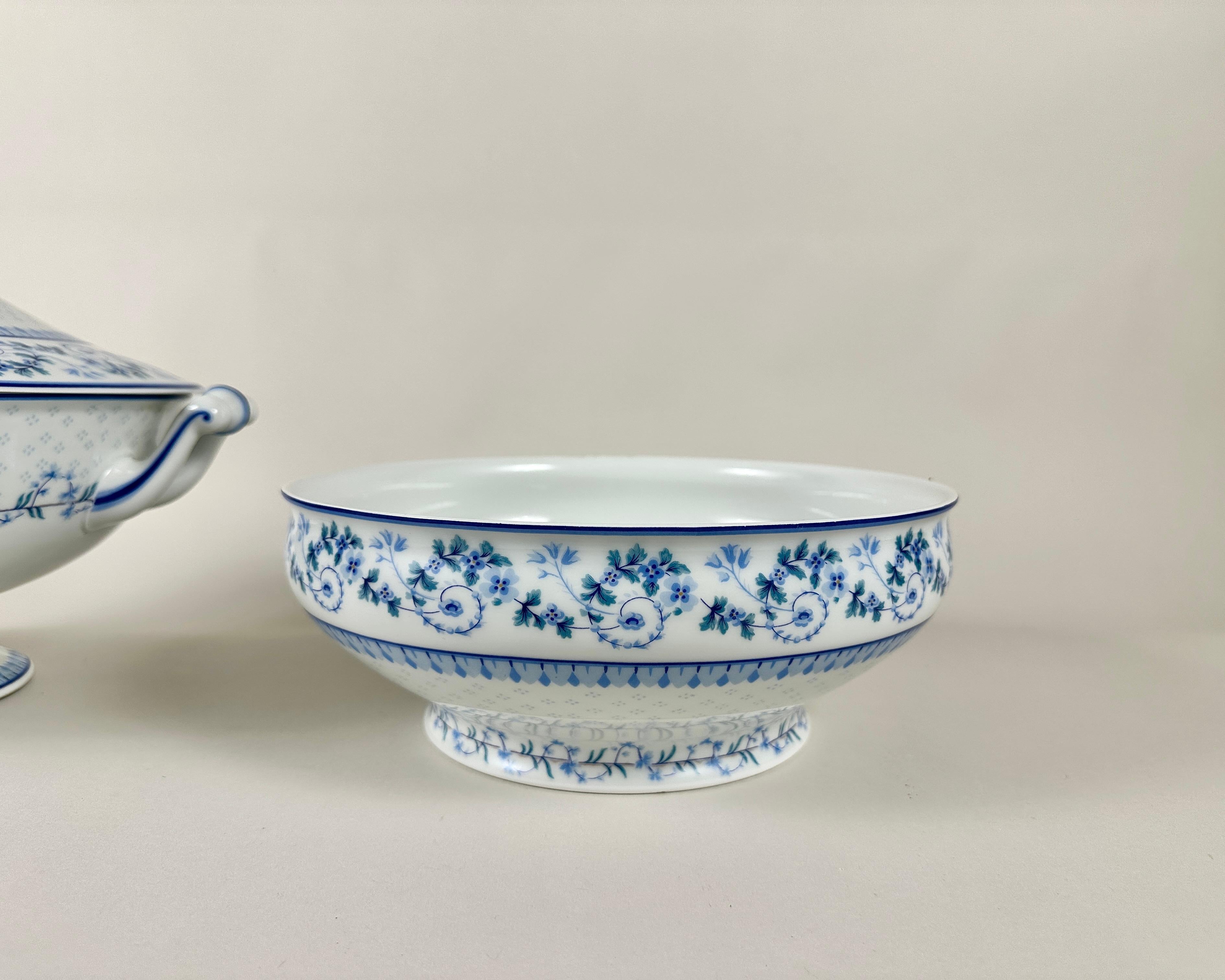 Vintage Limoges French Soup Tureen & Large Serving Bowl Set - Prix pour la paire Excellent état - En vente à Bastogne, BE