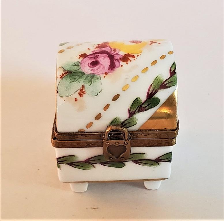 French Vintage Limoges Heart Lock Ring Box