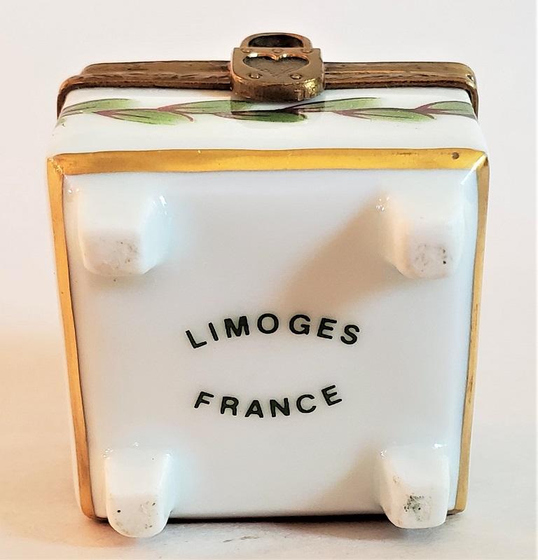 Vintage Limoges Heart Lock Ring Box In Good Condition In Dallas, TX