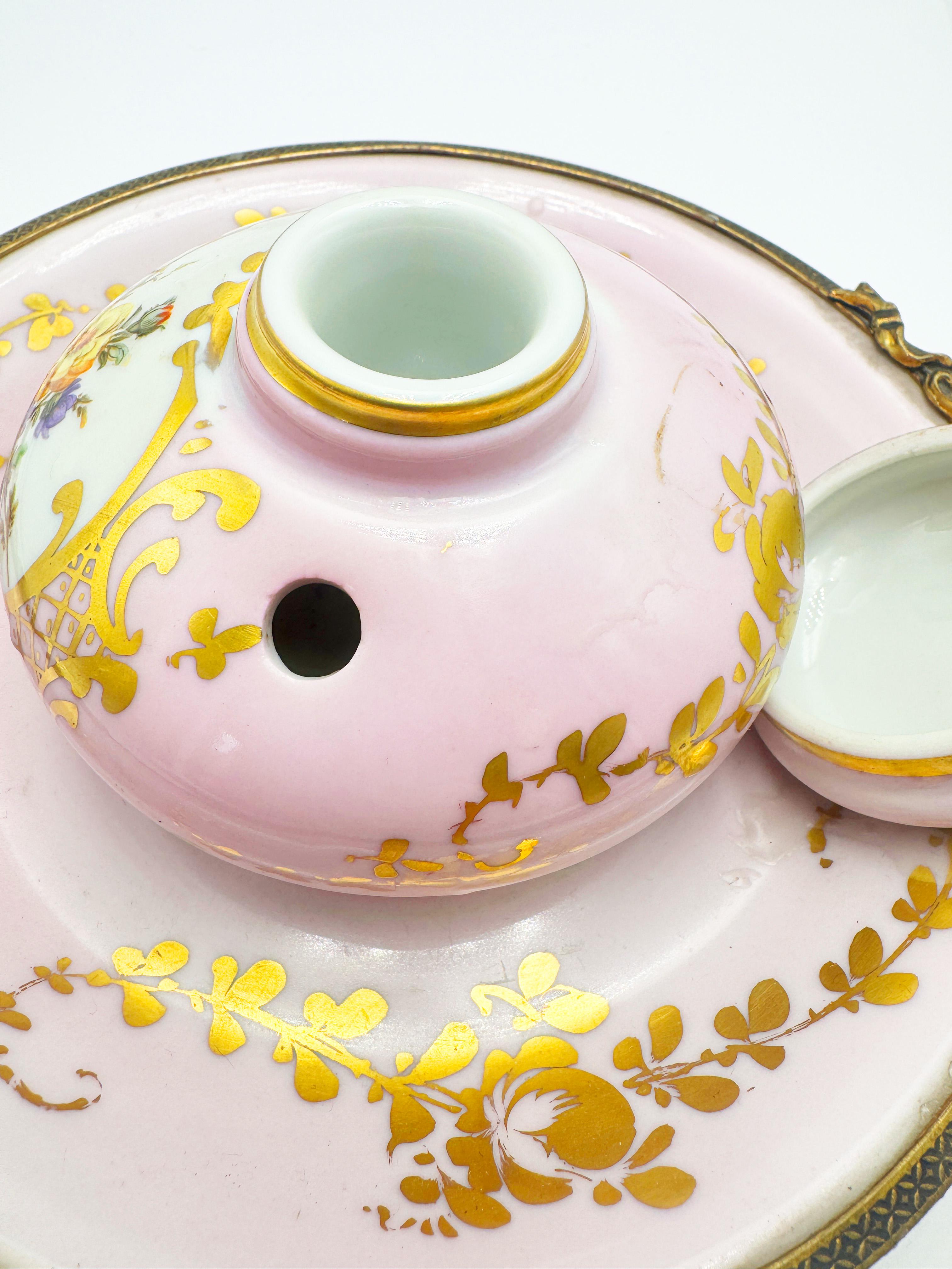 Women's or Men's Vintage Limoges Porcelain Inkwell Napoleon III Style Made in France For Sale