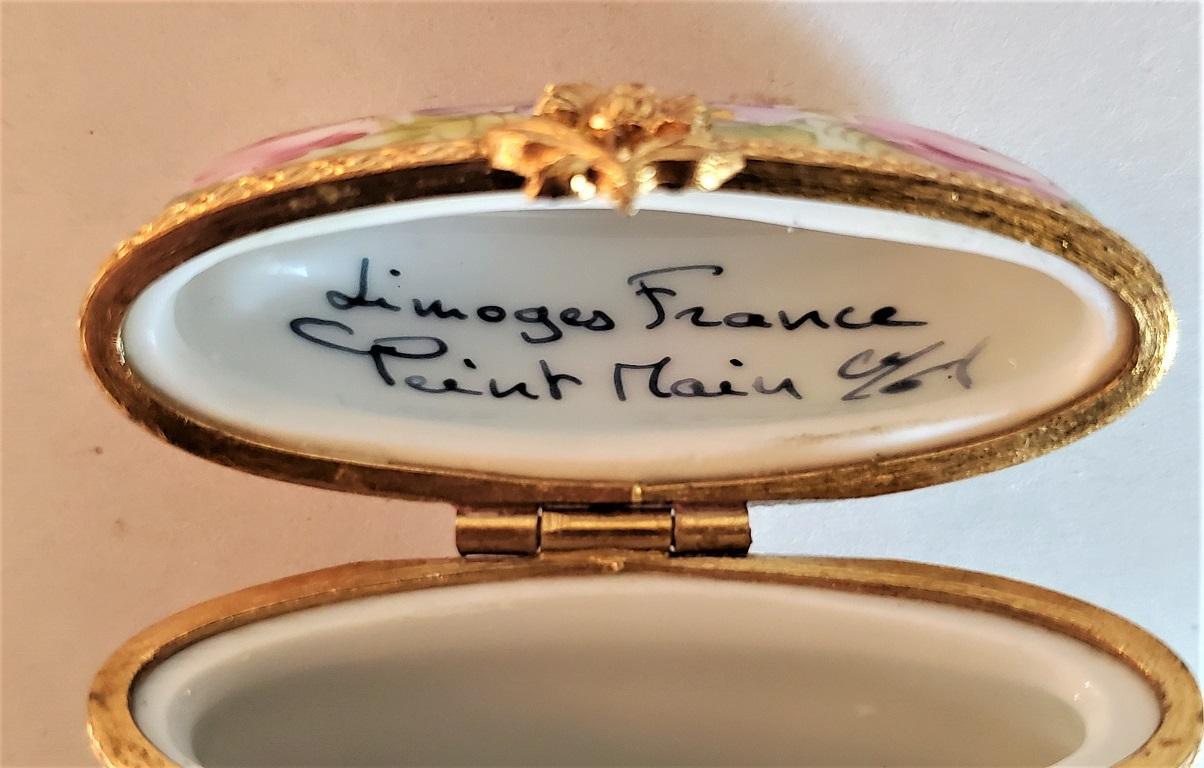 Vintage Limoges Purse Shaped Box In Good Condition In Dallas, TX