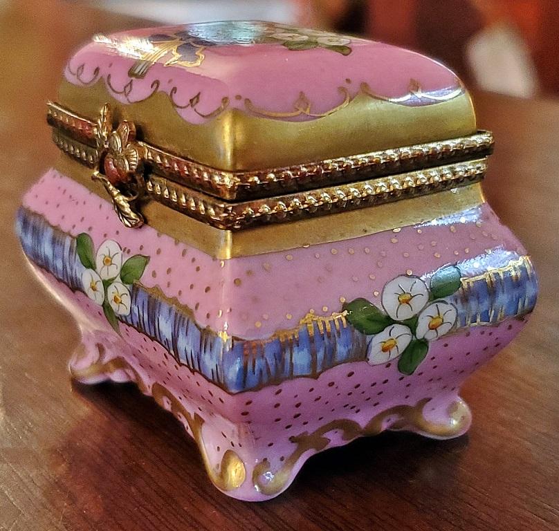 Hand-Painted Vintage Limoges Sarcophagus Ring Box