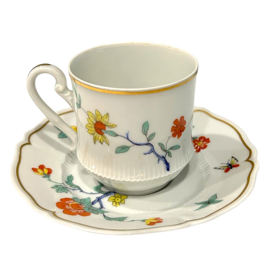 French Vintage Limoges “Shalimar” Porcelain Demitasse Cup & Saucer '4 Cups/5 Saucers' For Sale