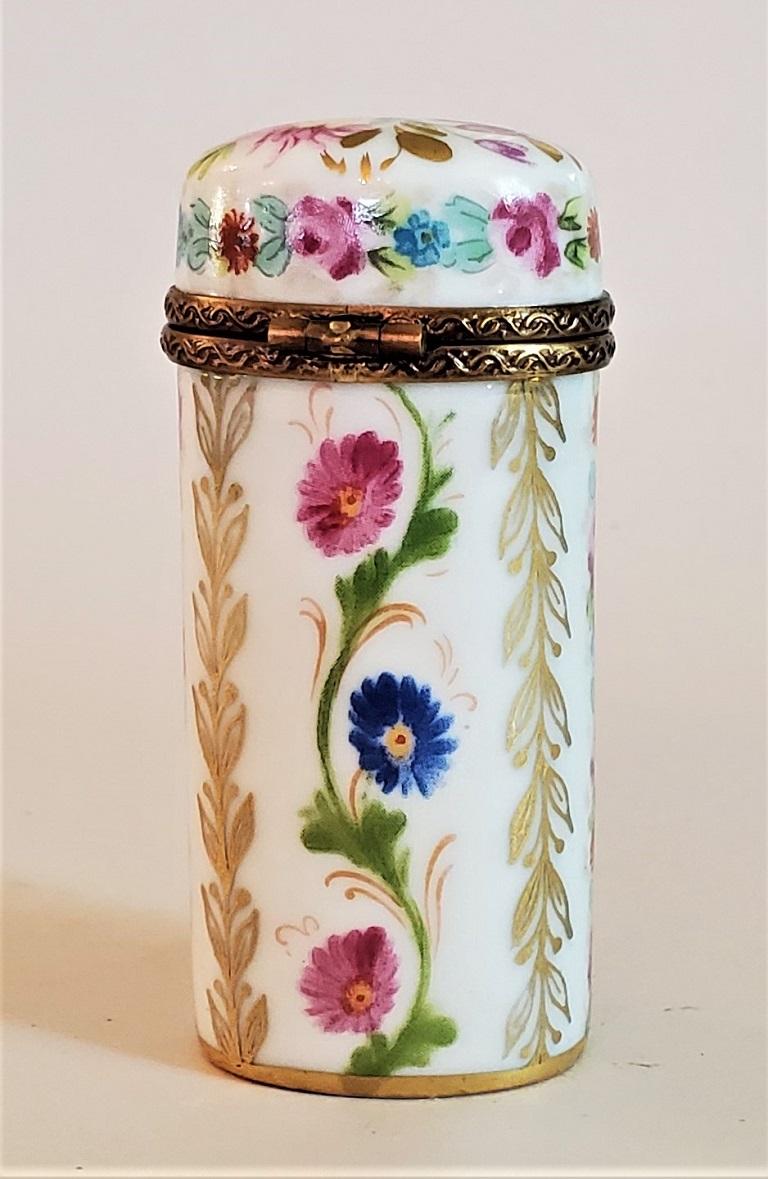 Vintage Limoges Tall Ring Box In Good Condition In Dallas, TX