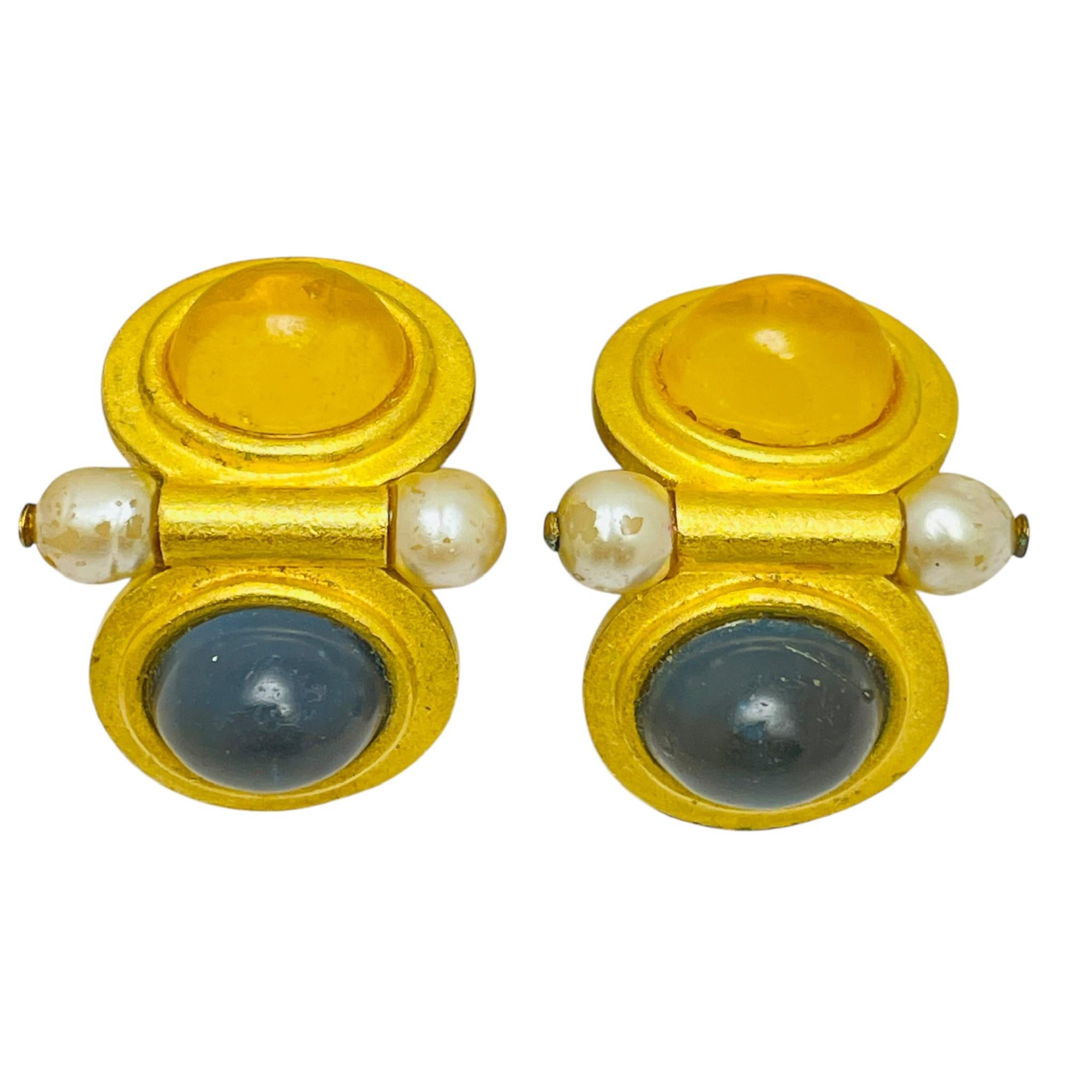 Vintage LINDA LEVINSON signed gold tone glass stones designer clip on earrings For Sale
