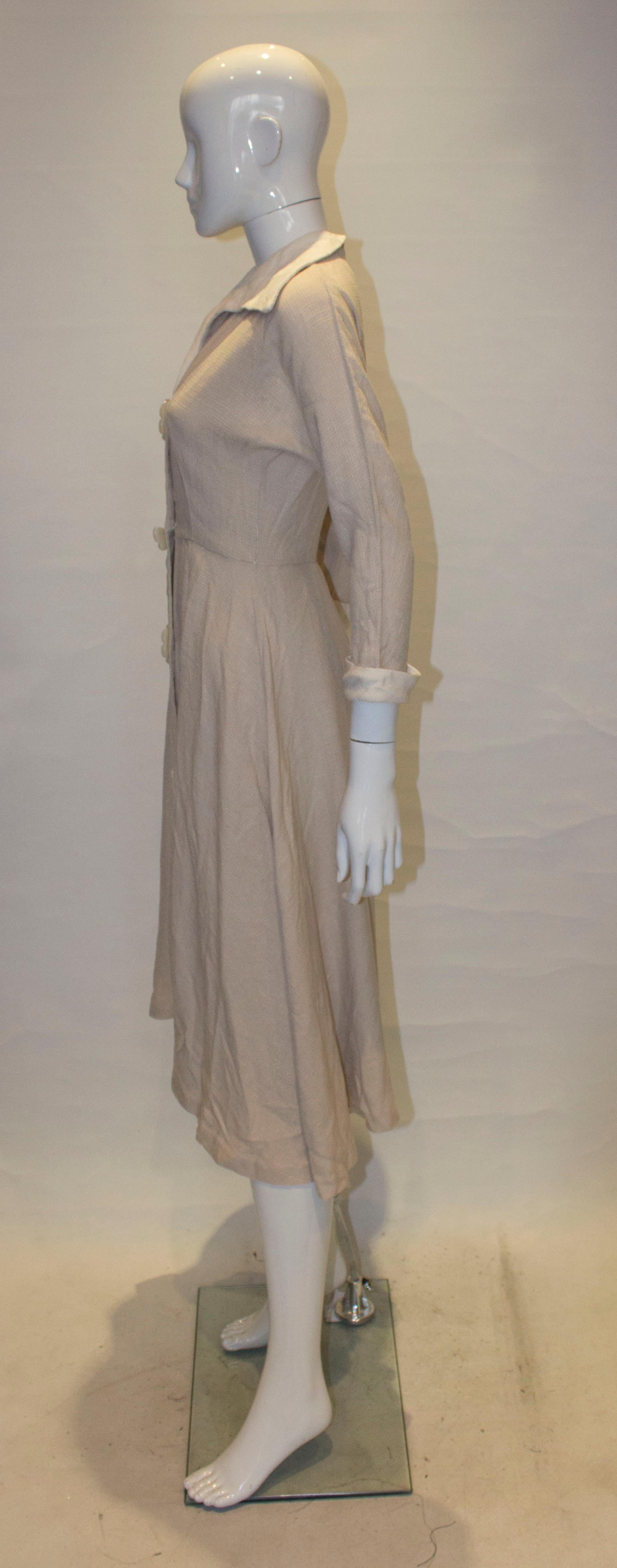 Robe mixte vintage avec col intéressant Pour femmes en vente