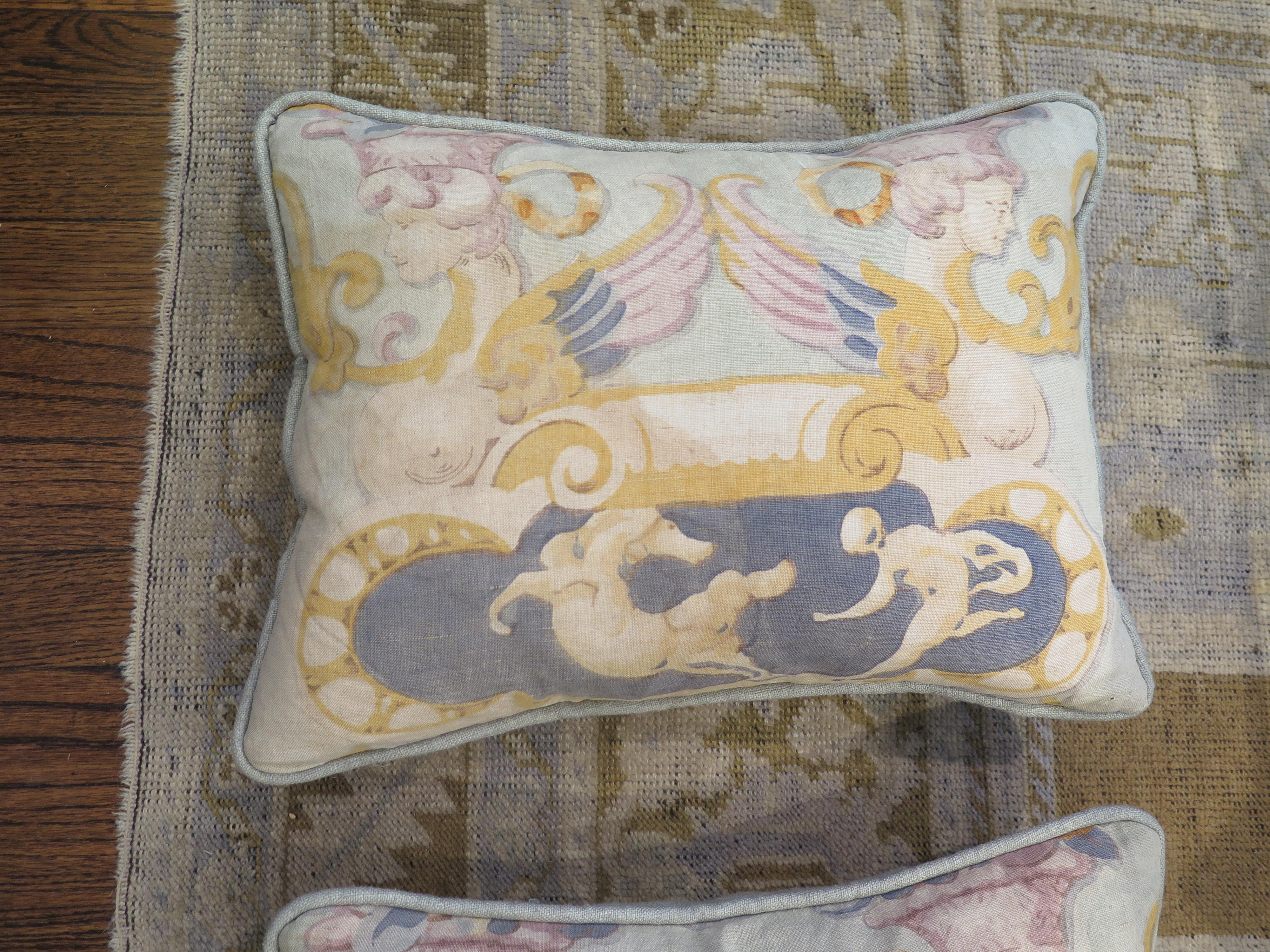 Vintage Linen Panel Pillows In Good Condition For Sale In Houston, TX